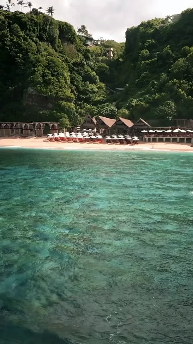 Keluar 800rb buat naik gondola ke pantai di Sundays Bali... Worth it gak sih buat Nongkrong? 🤔 3