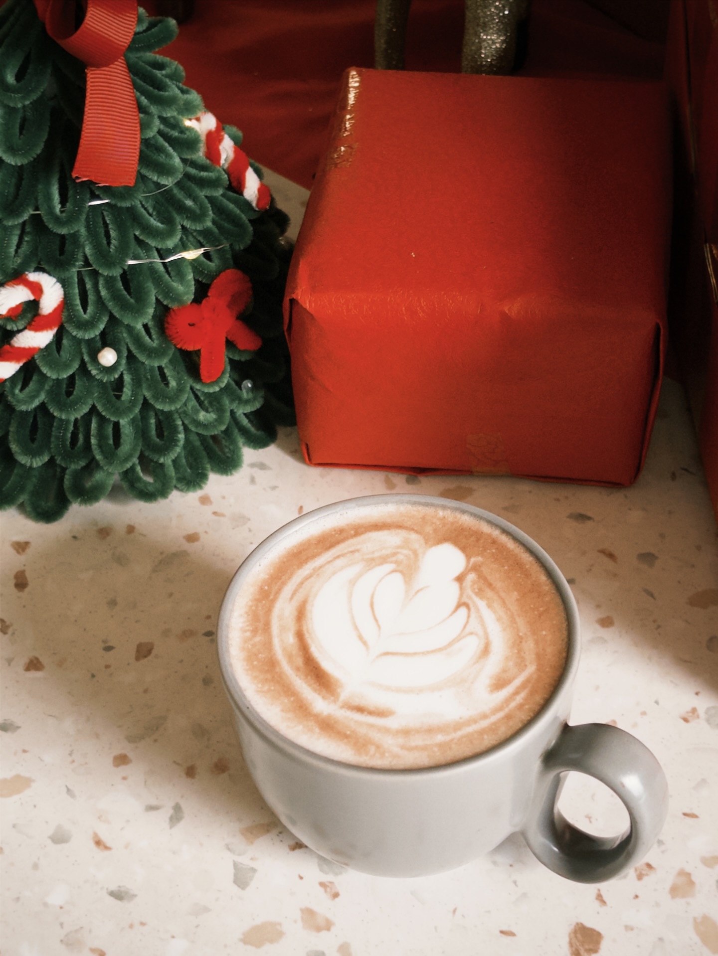 Medan's Newest Hotspot: Good for Photos, But What Else? 3