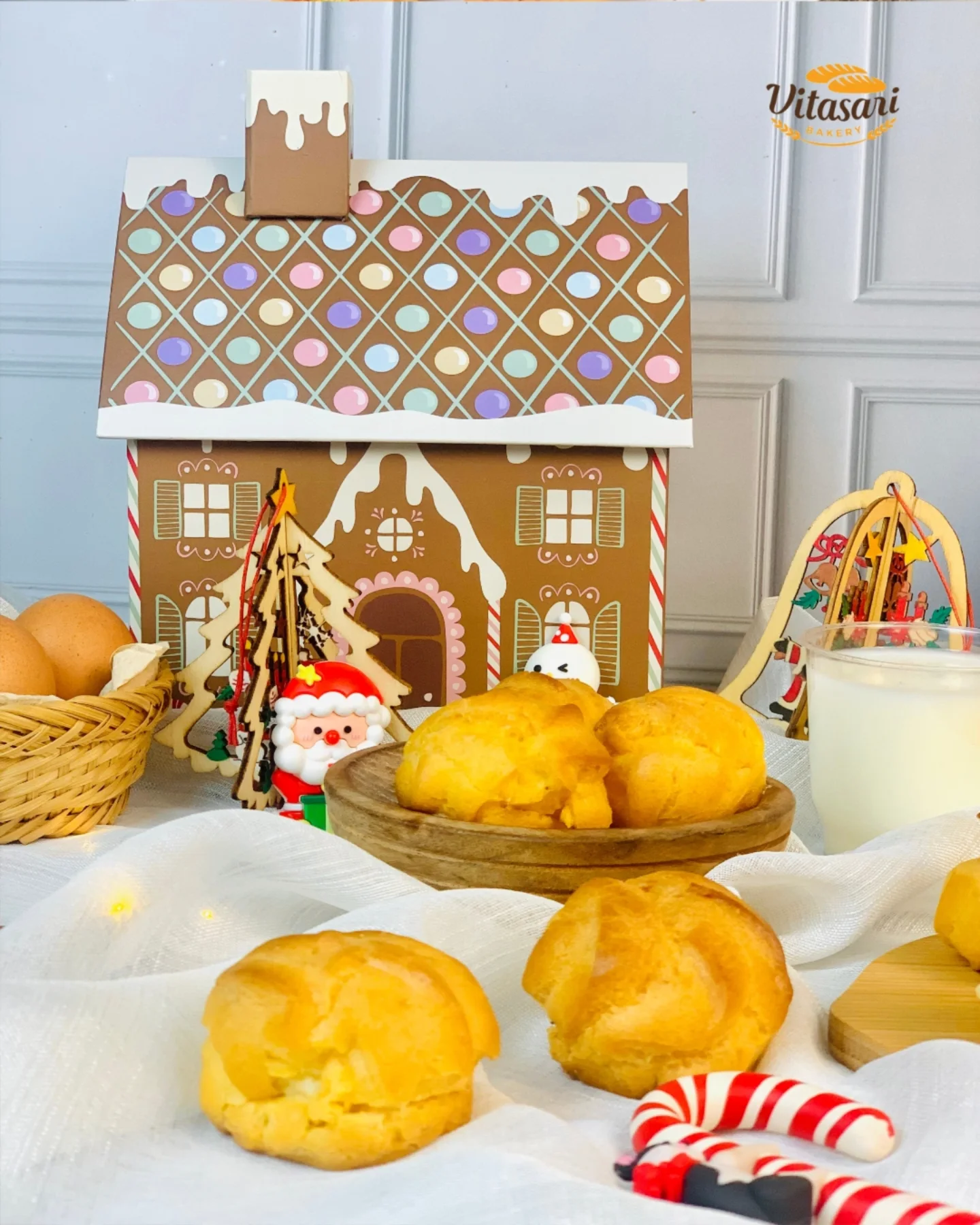 Carb-heads, attention! Bandung's legendary bakery is driving locals wild! 7