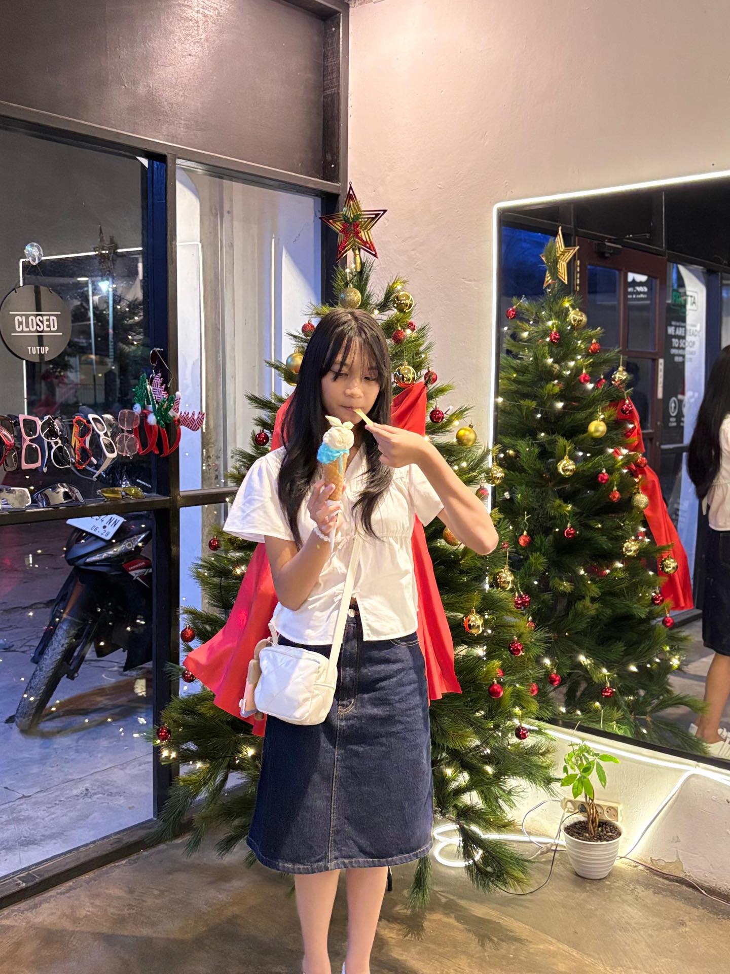 Tempatnya Mantap, Servisnya Anjay! Kafe Viral di Lampung ini, makasih banget lho ya 4