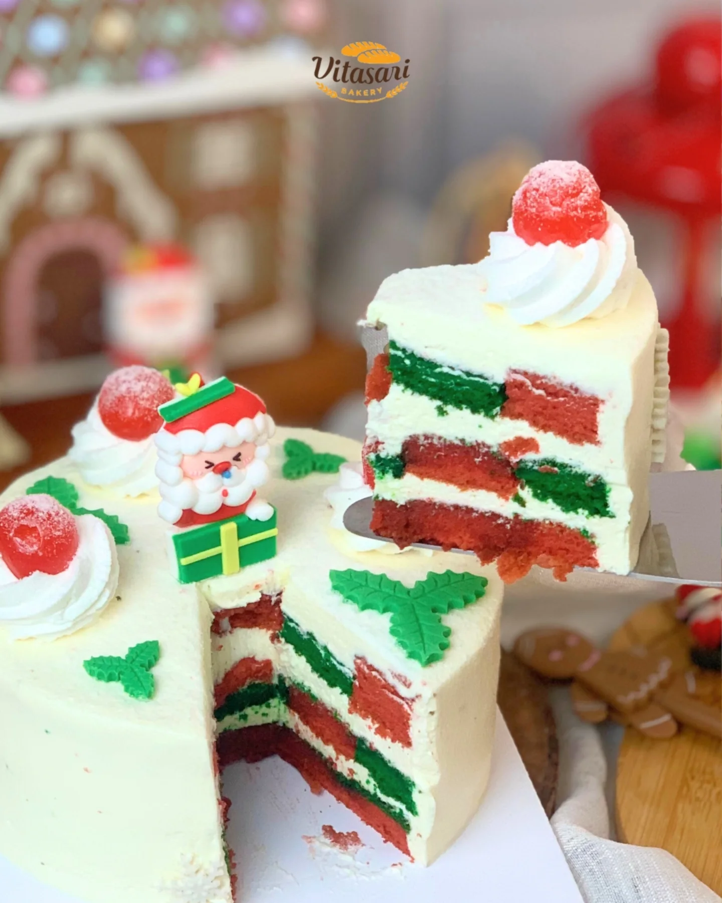 Carb-heads, attention! Bandung's legendary bakery is driving locals wild! 3