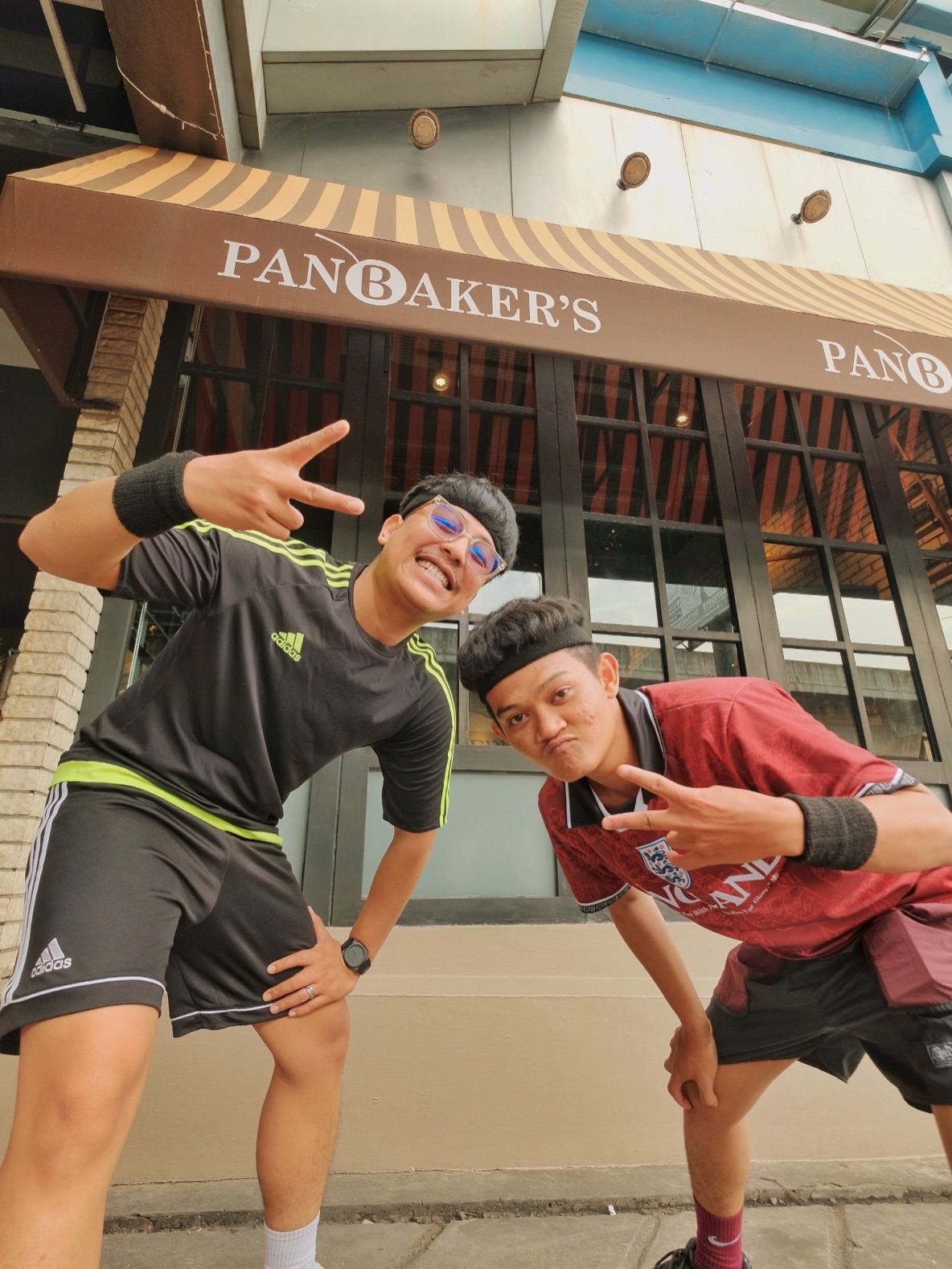 Cewek-cewek Makassar! Mau Nongkrong Chill? Dengerin dulu curhatanku soal tempat ini 5