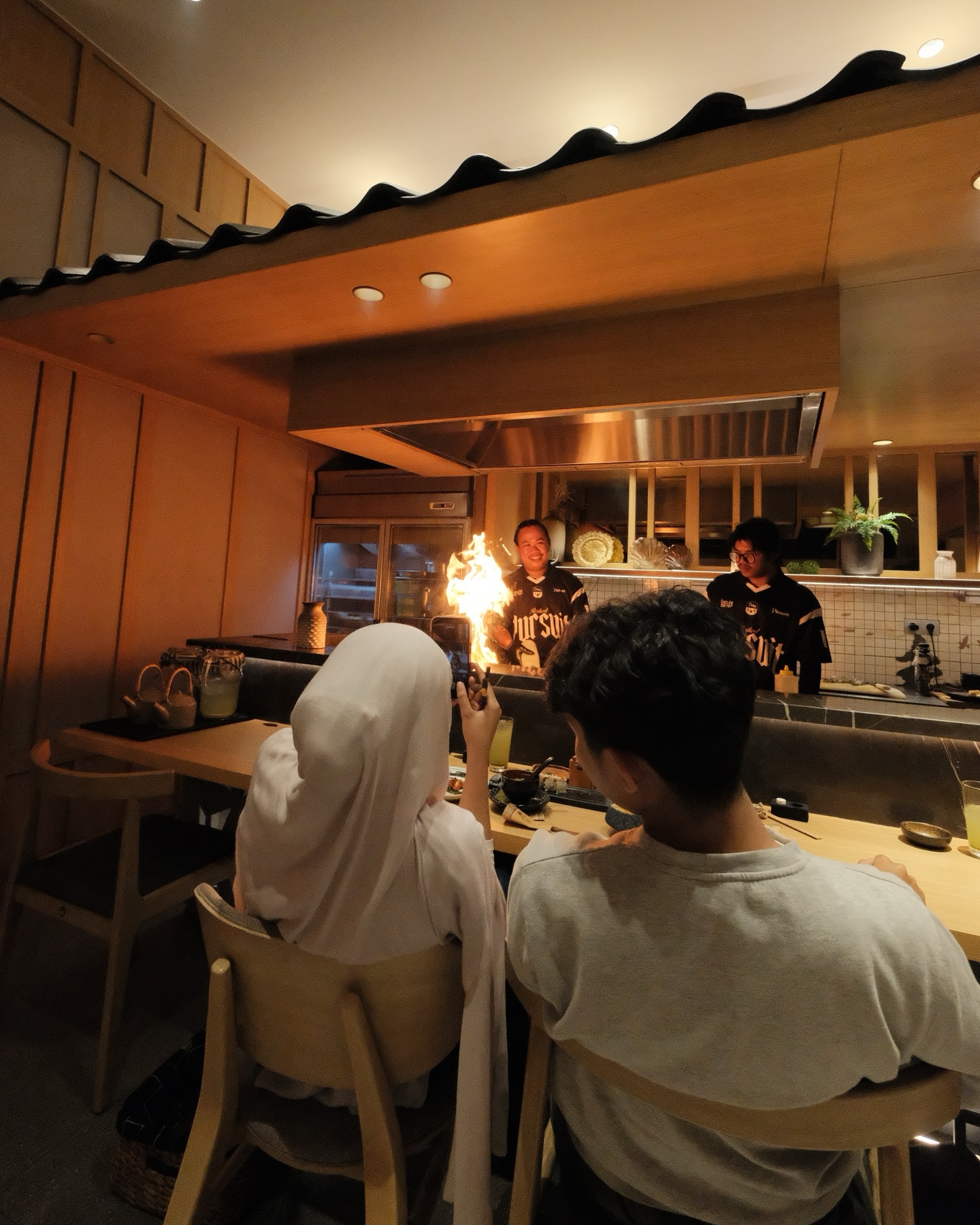 Resto Jepang tercantik di Makassar? Tempatnya Mantap, tapi rasanya... yah gitu deh.