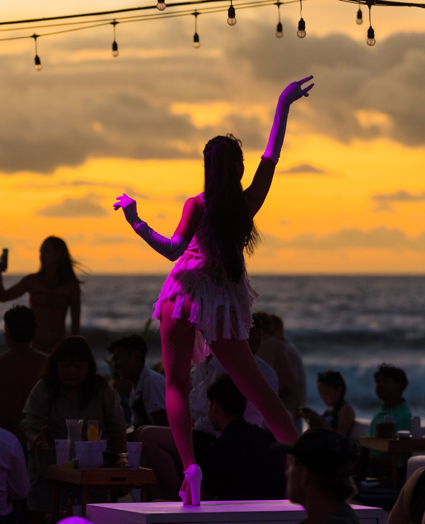 Nongkrong di FINNS Bali habis 4 juta, beneran surga atau cuma jebakan party doang? 3