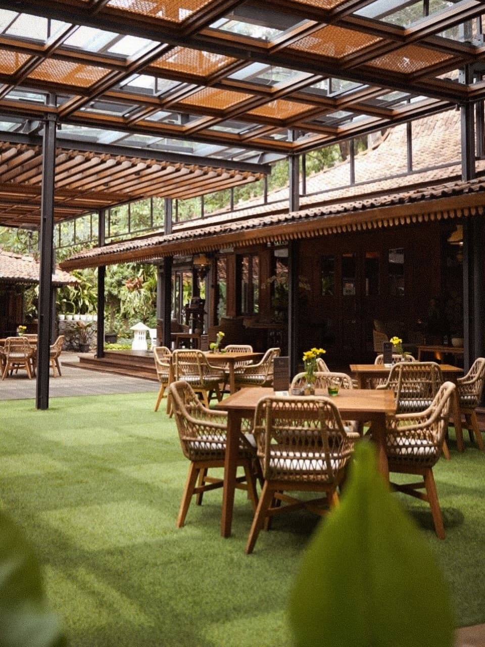 宴请天花板Plataran Dharmawangsa，人均百万盾到底值不值？