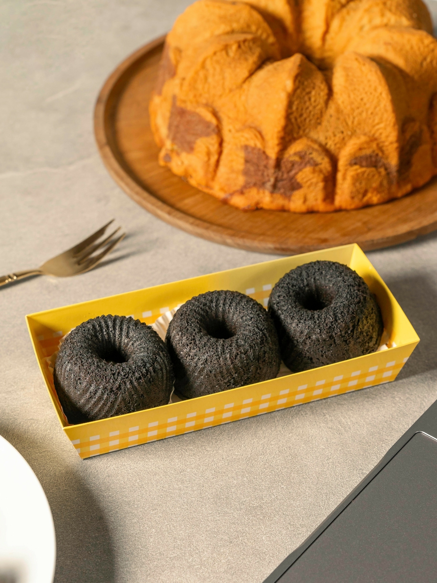 Ramainya kayak Malam Tahun Baru! Kedai legendaris di Bandung yang udah buka hampir 40 tahun ini, ada magic apa sih? 5