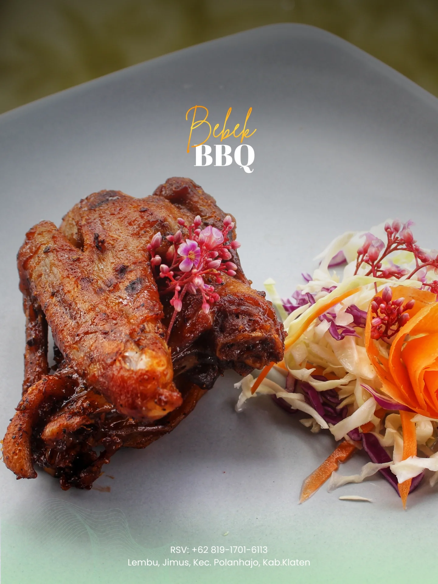 Dining with 3000+ Koi, but the taste… I have something to say. 2