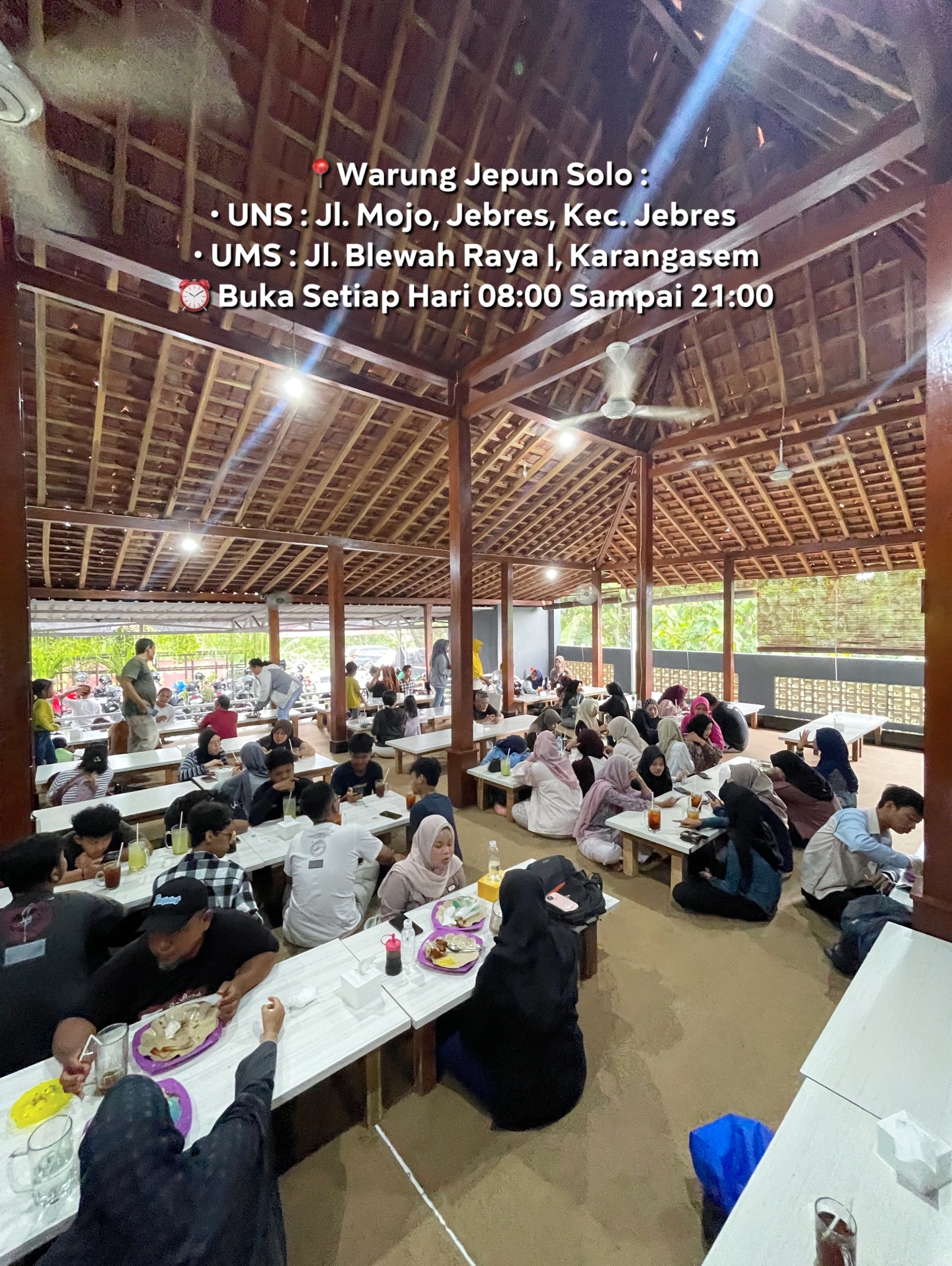 人均不到20k印尼盾，梭罗大学生的“指定食堂”到底有多神？ 5