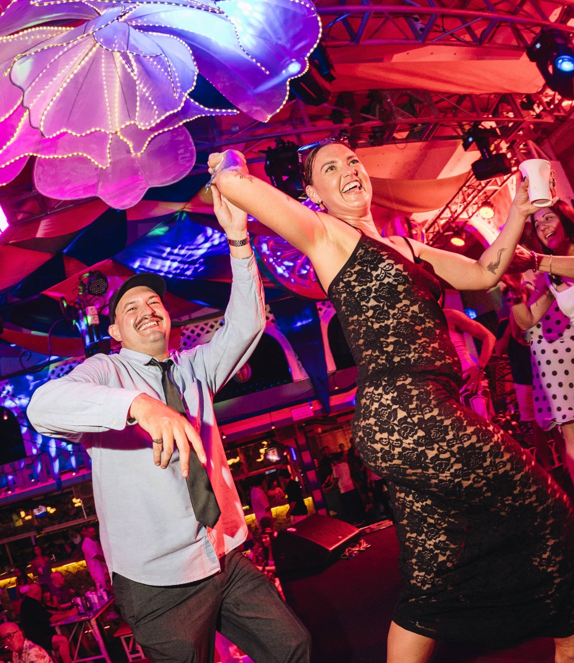 The food is just average, so why do I keep coming back to this spot in Bali? 3