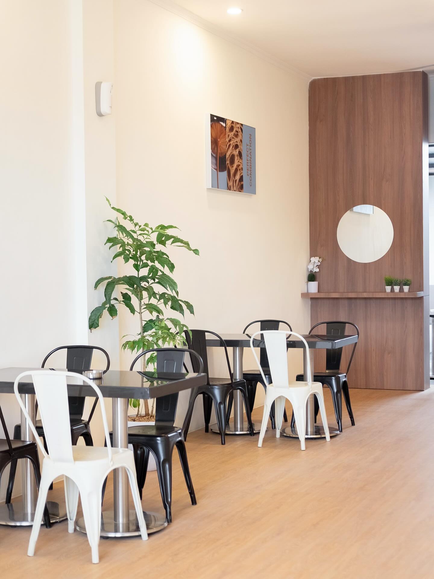 Nongkrong di Lampung kopi cuma 10k, Anjay gila banget sih saingannya 3