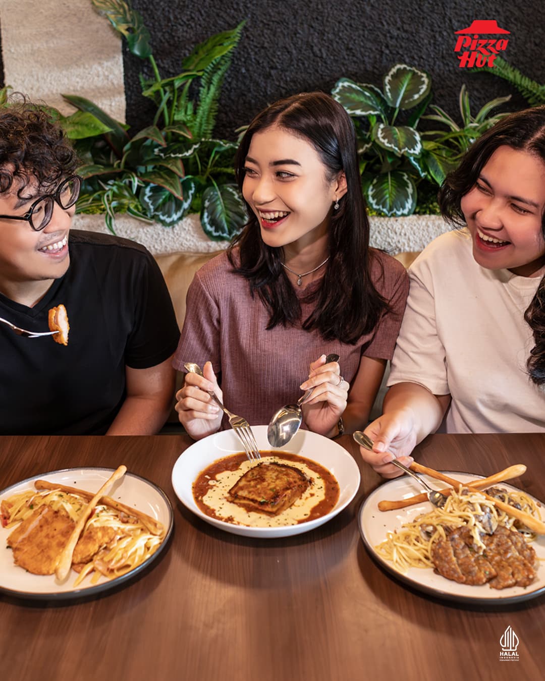 Equal pros and cons, is this Gatsu Pizza Hut really worth it?