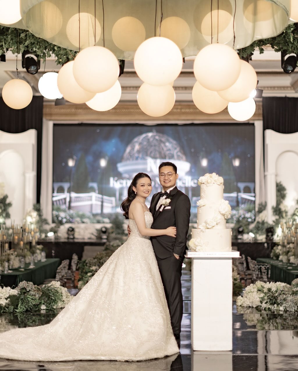 The Pinnacle of Surabaya Weddings? What's Zhang Palace Got Besides the Pomp? 3