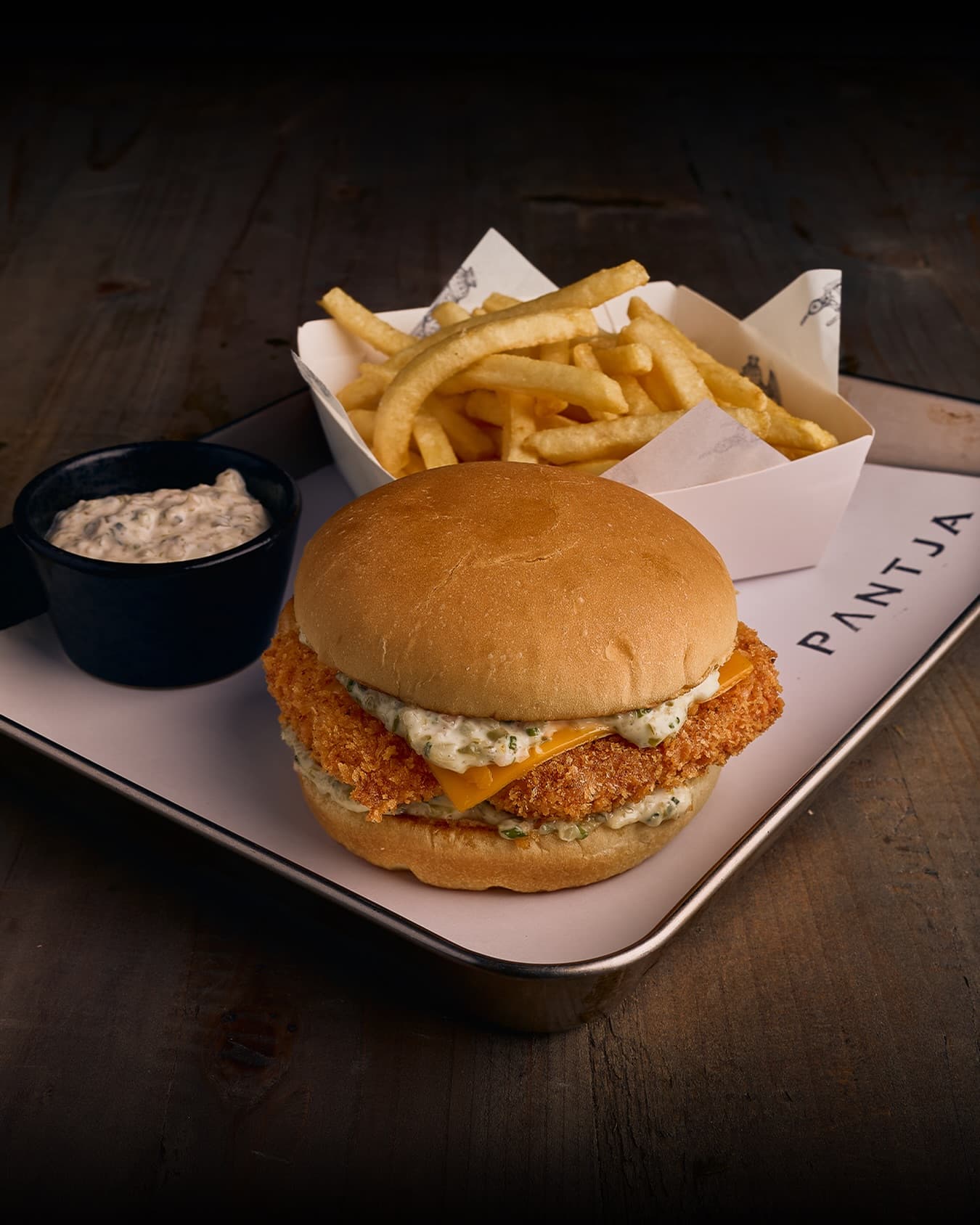 Nongkrong di PANTJA habis 1 juta/orang, worth it gak sih? (Plus tips order biar gak nyesel!)