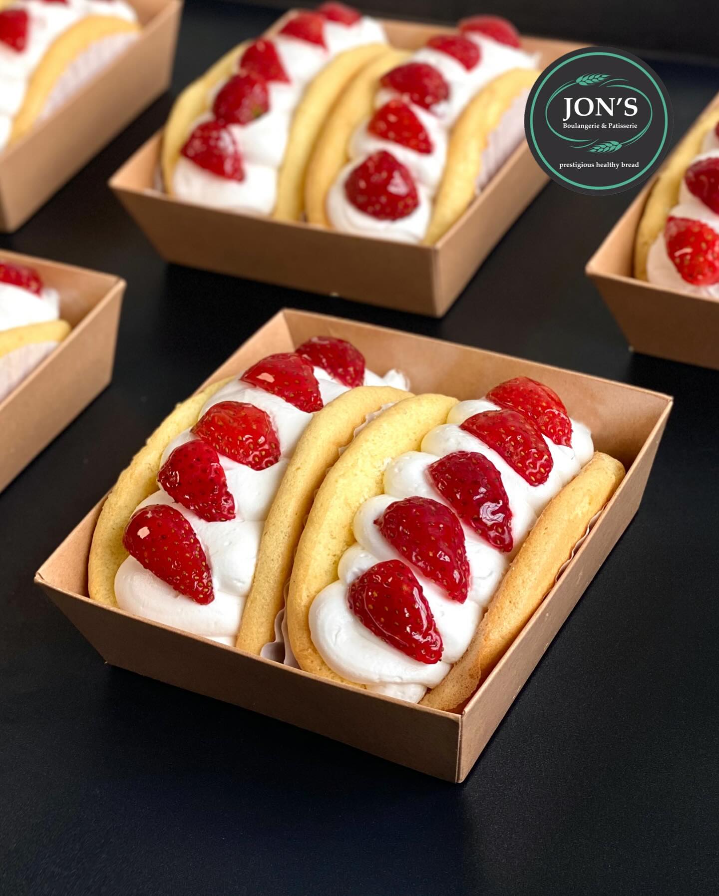 Leaving Lampung without this souvenir? I tried it for you, and it's the real deal. 4