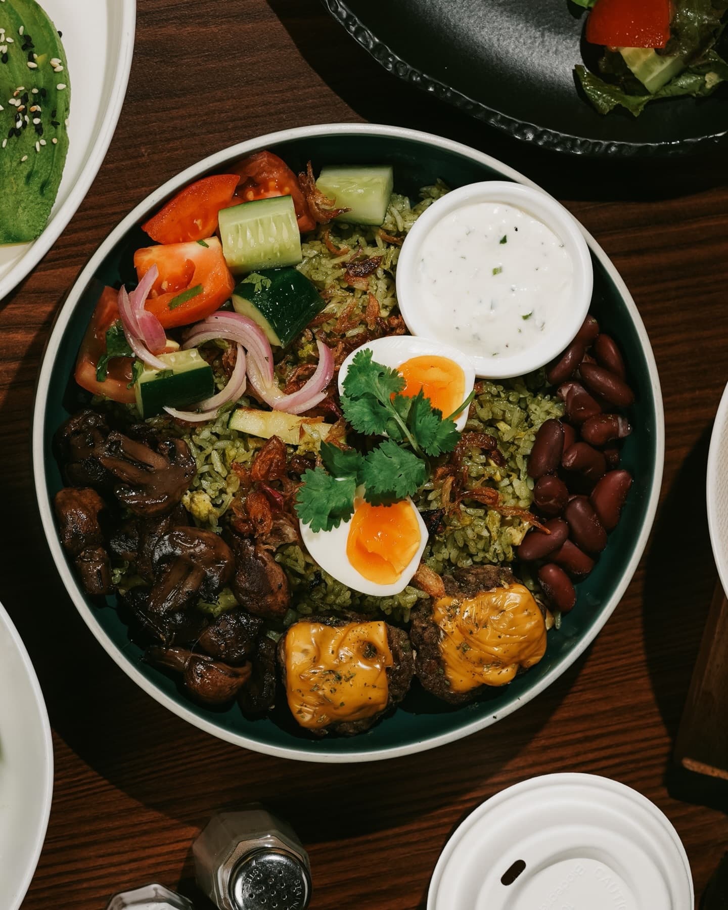 从巴厘岛火到雅加达，Pison是真香还是翻车现场？ 3