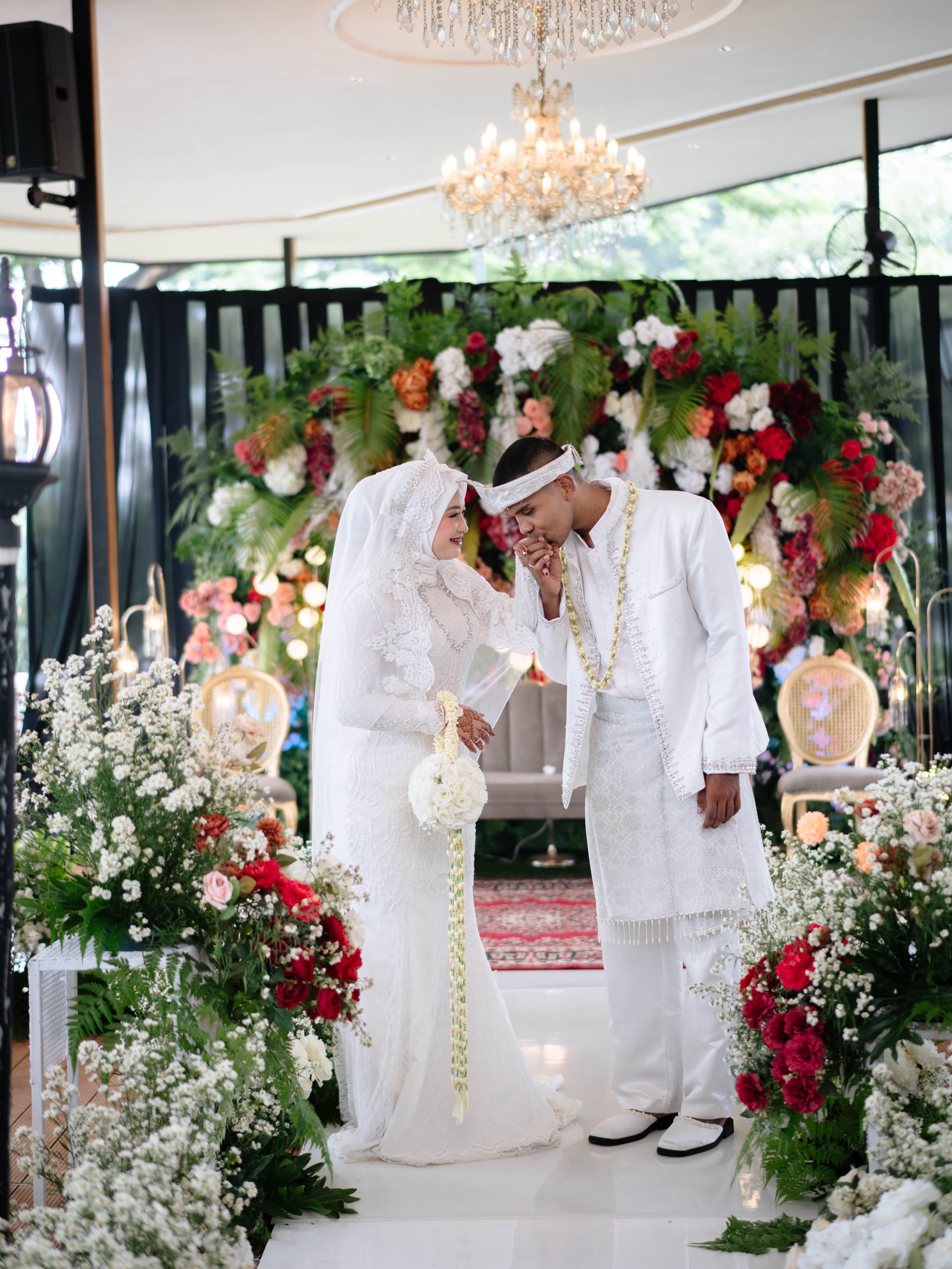 View-nya Mantap buat Chill 🌅, tapi rasa & servisnya kayak blind box? Resto di Bekasi ini Anjay bikin galau 3