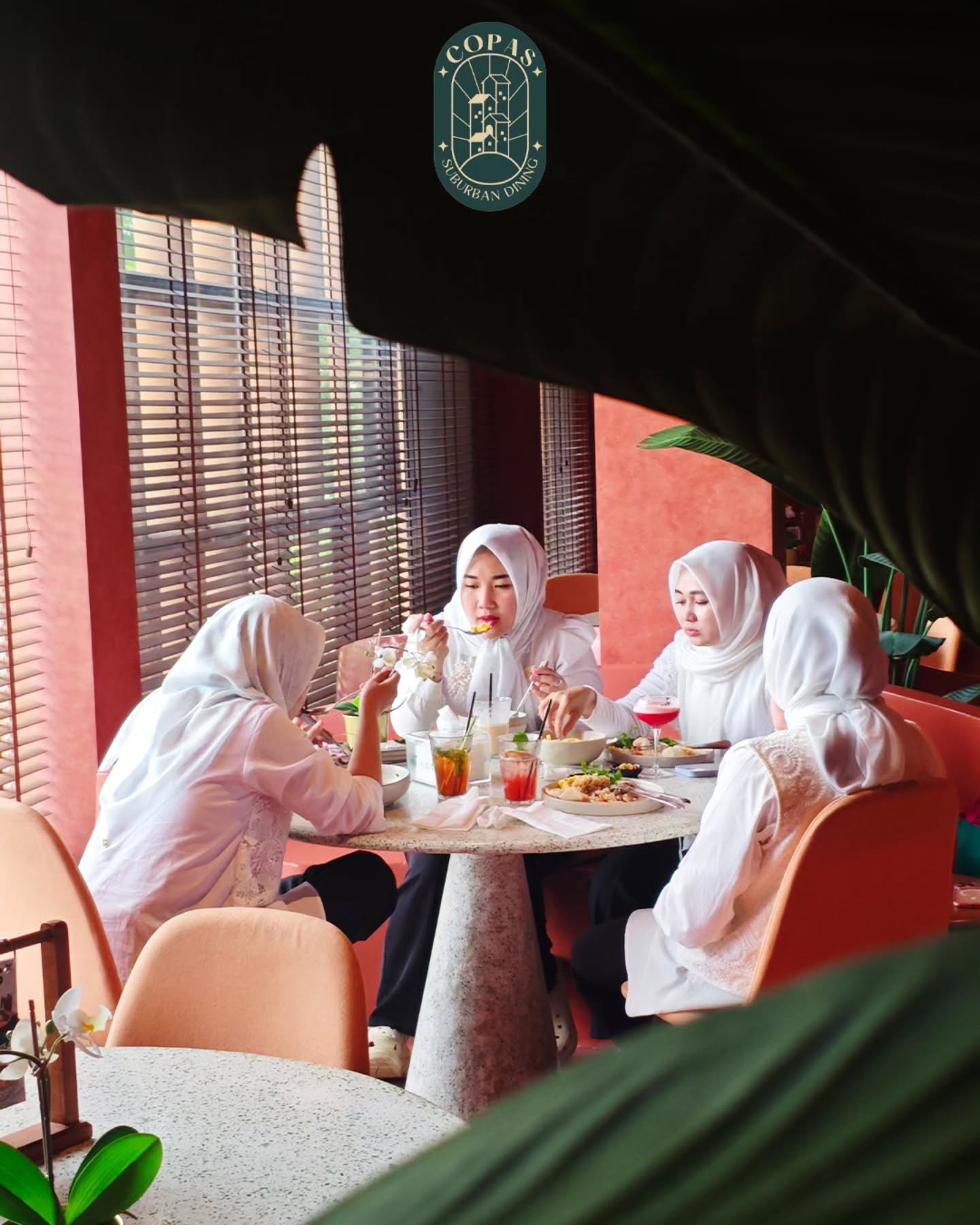 为这抹赤陶色冲了！Gading Serpong网红店，是天堂还是雷区？ 2