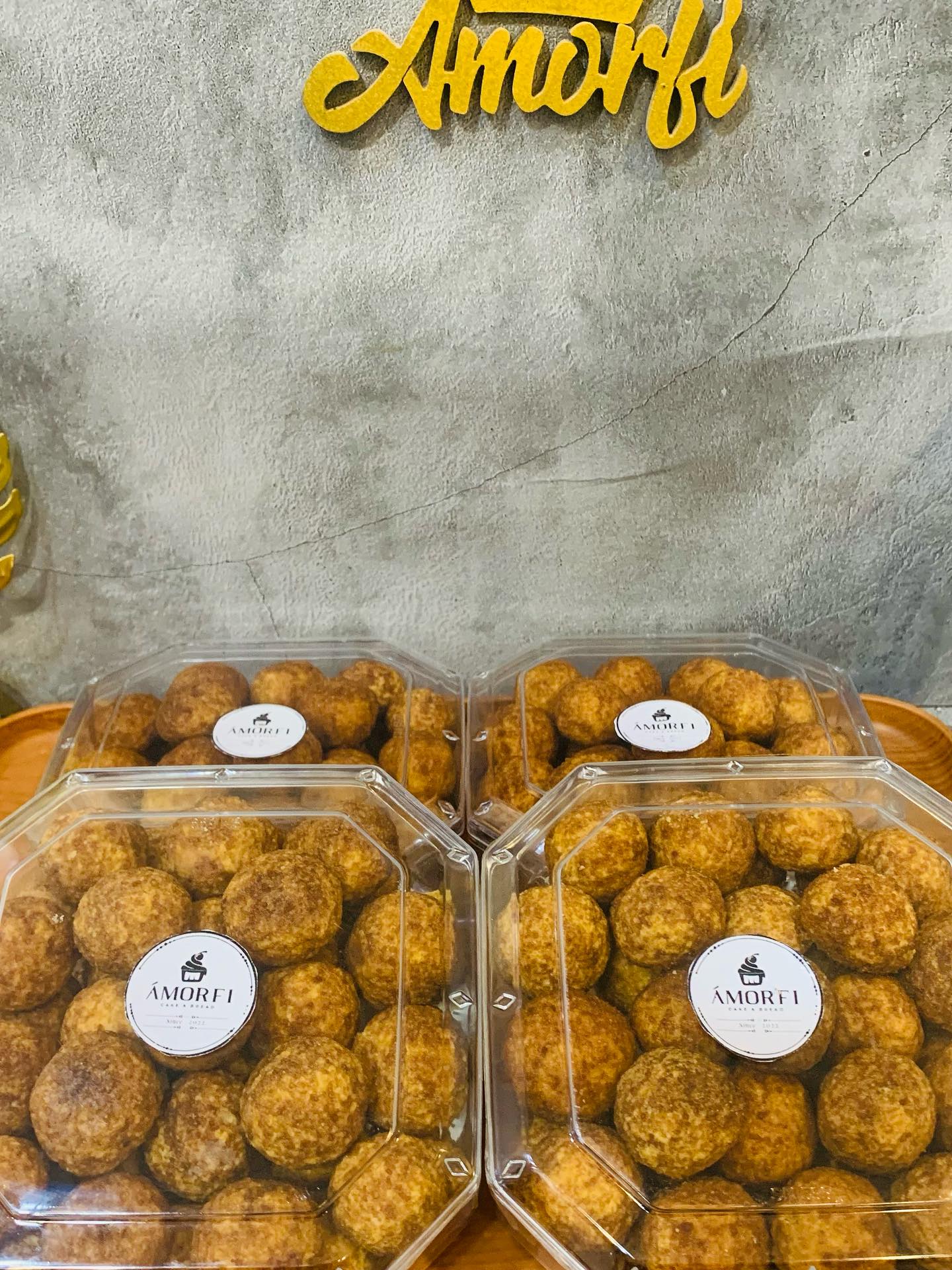 谷歌4.9分神店，生日蛋糕竟然没夹心？ 4