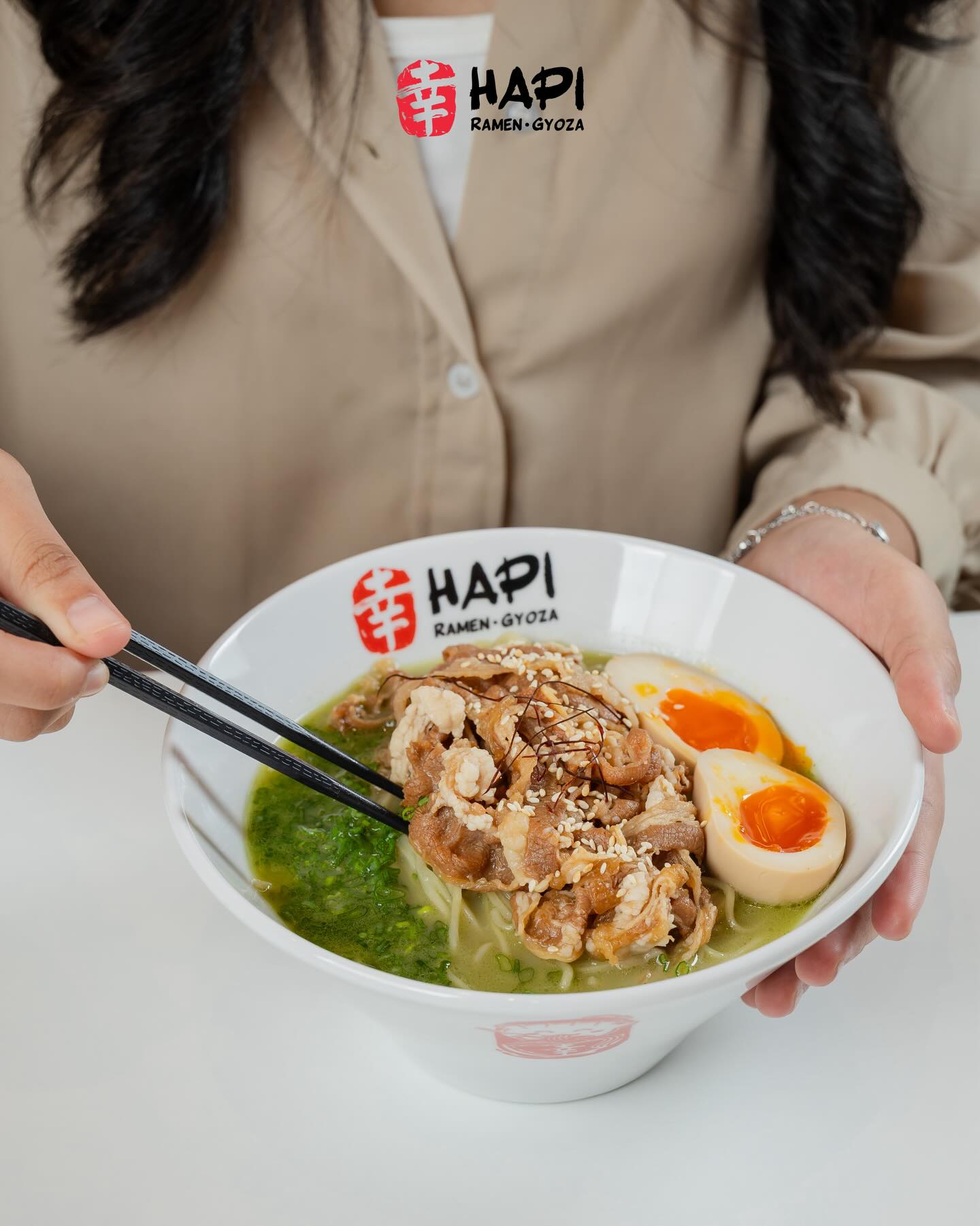 Katanya pangsit nomor 1 se-Medan, gini doang? Habis makan aku terdiam… 4