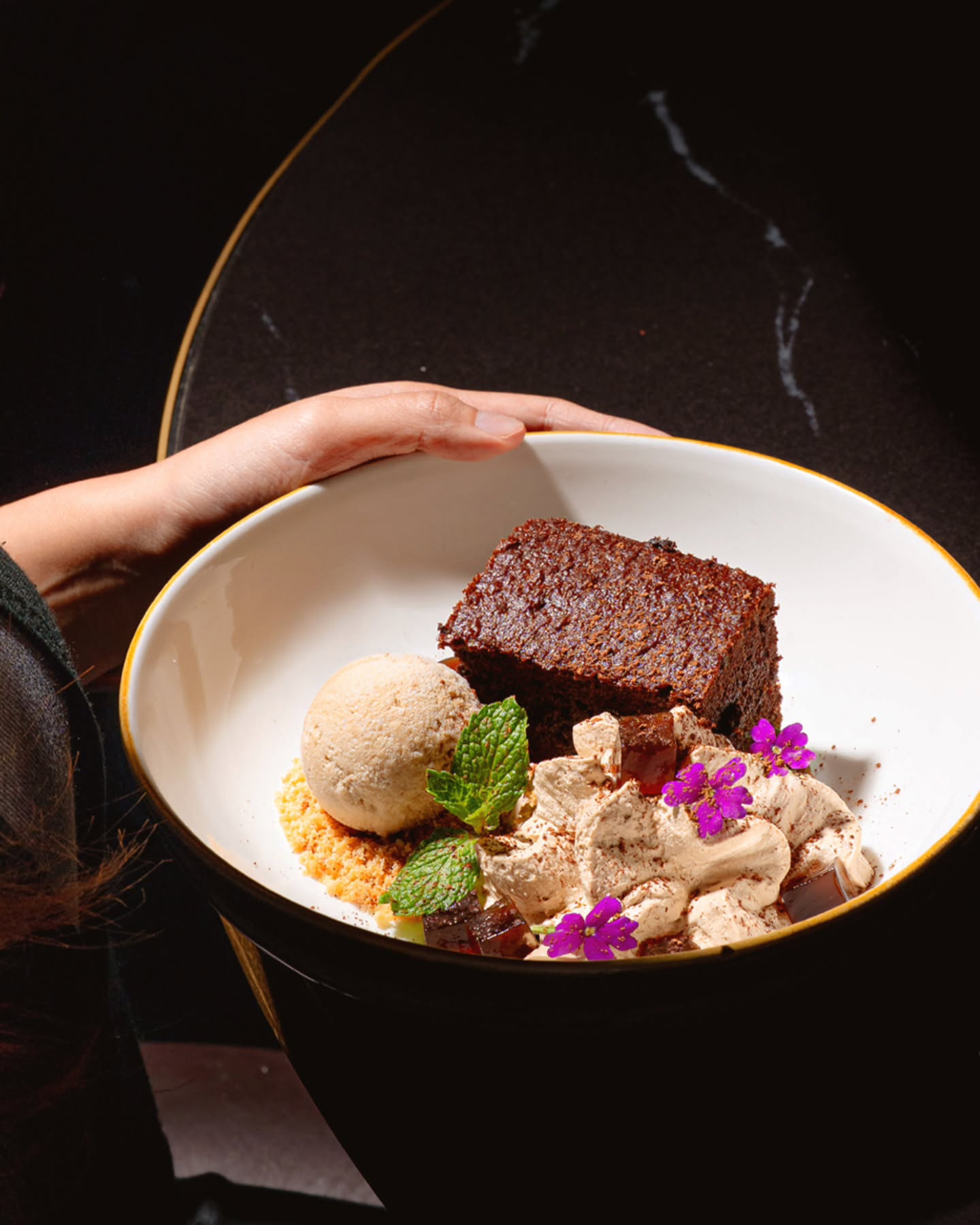 What's it like watching a live show in a 100-year-old opera house for under 100k?