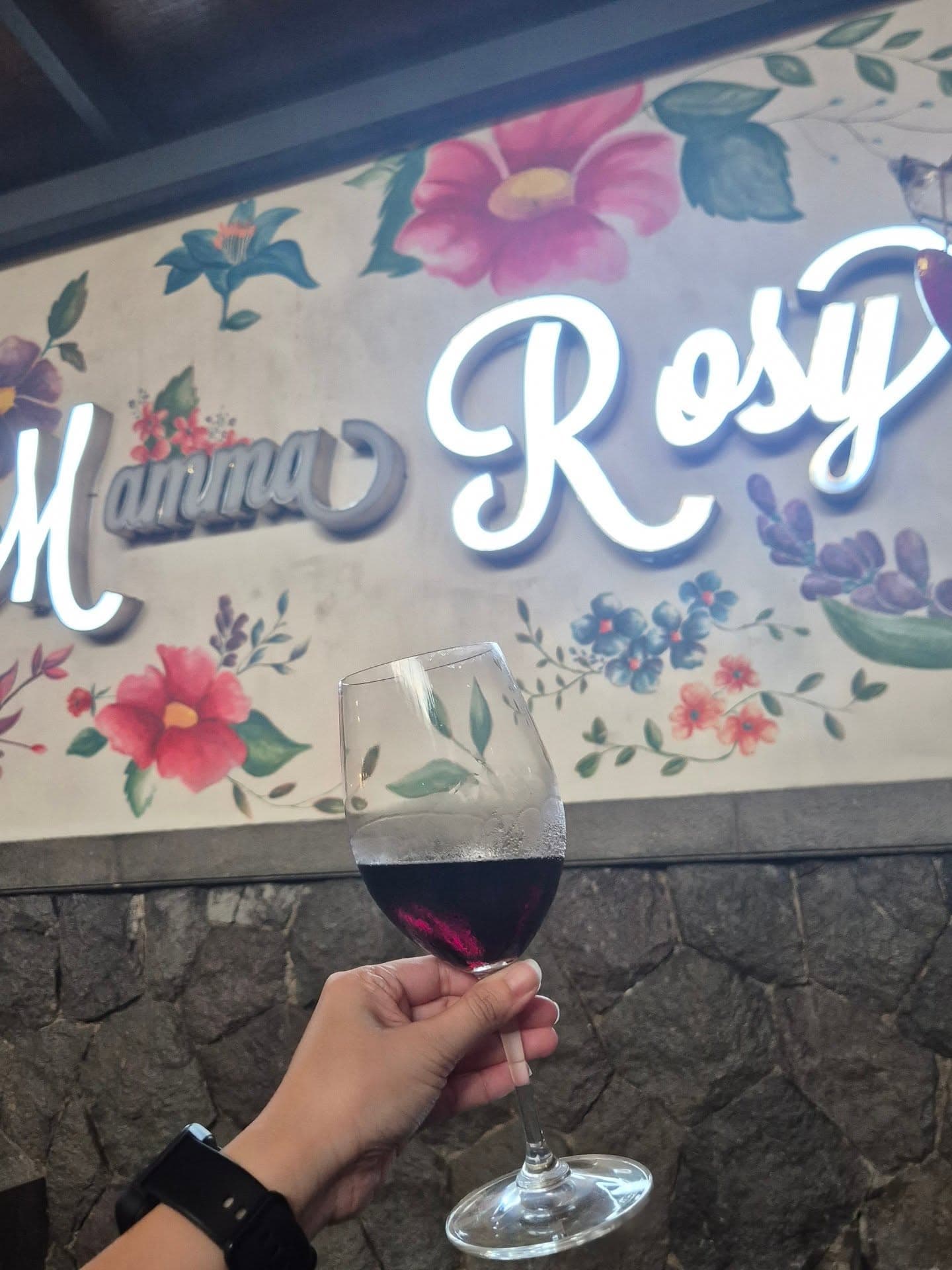 They say Mamma Rosy is the most authentic Italian in Jakarta. I tried it, and I have something to say... 5