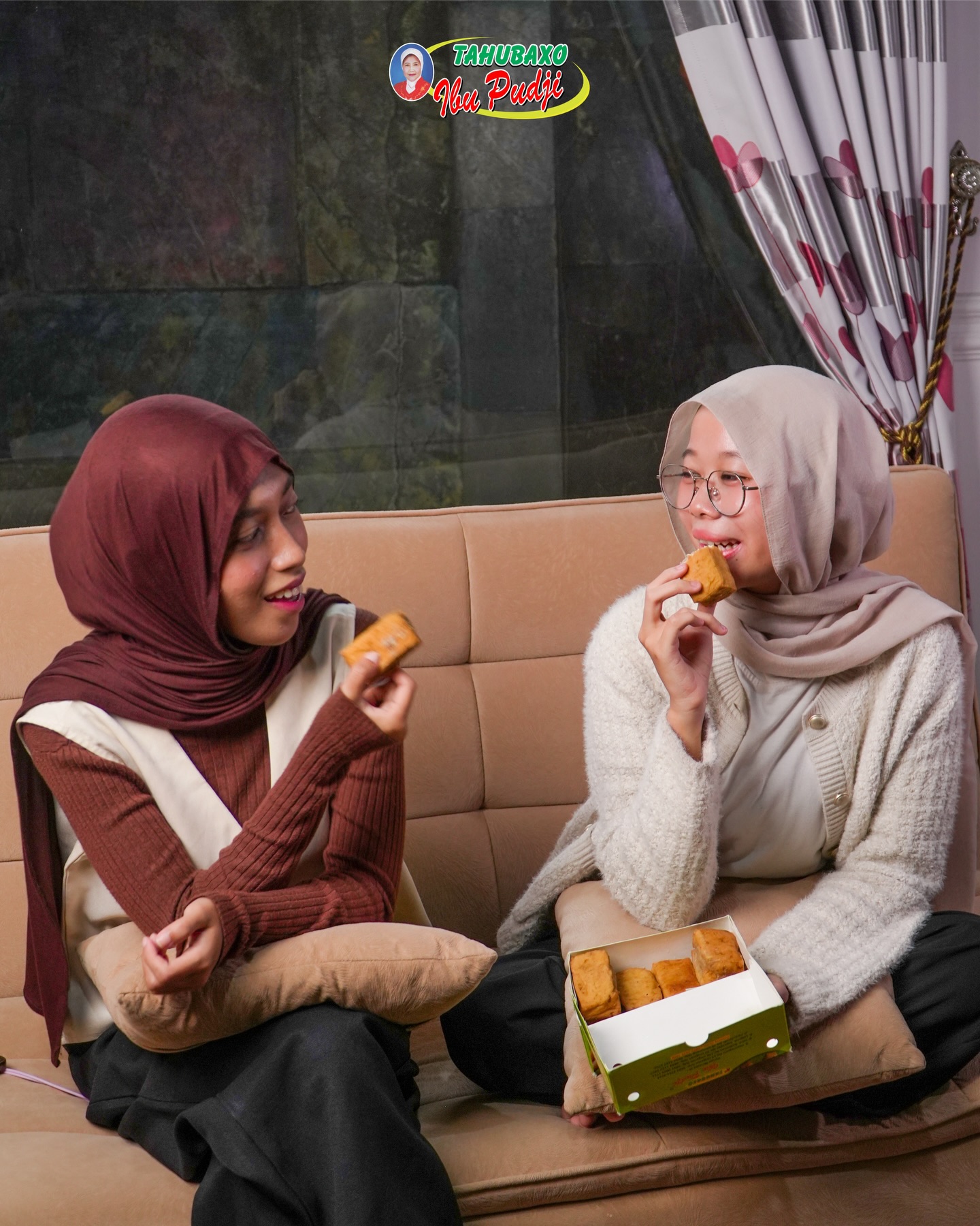 Forget Lumpia! This is Semarang's REAL Souvenir God. 2