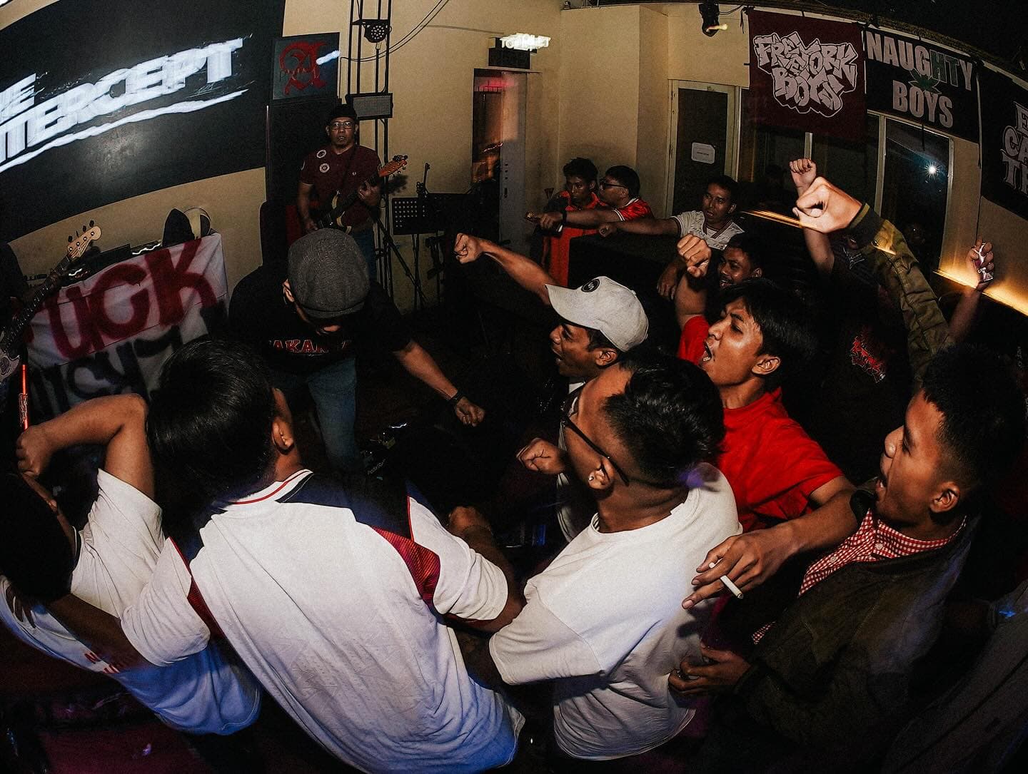 Siapa bilang semua Livehouse itu chill? Anjay, yang di Jakarta ini masalah keamanannya bikin merinding