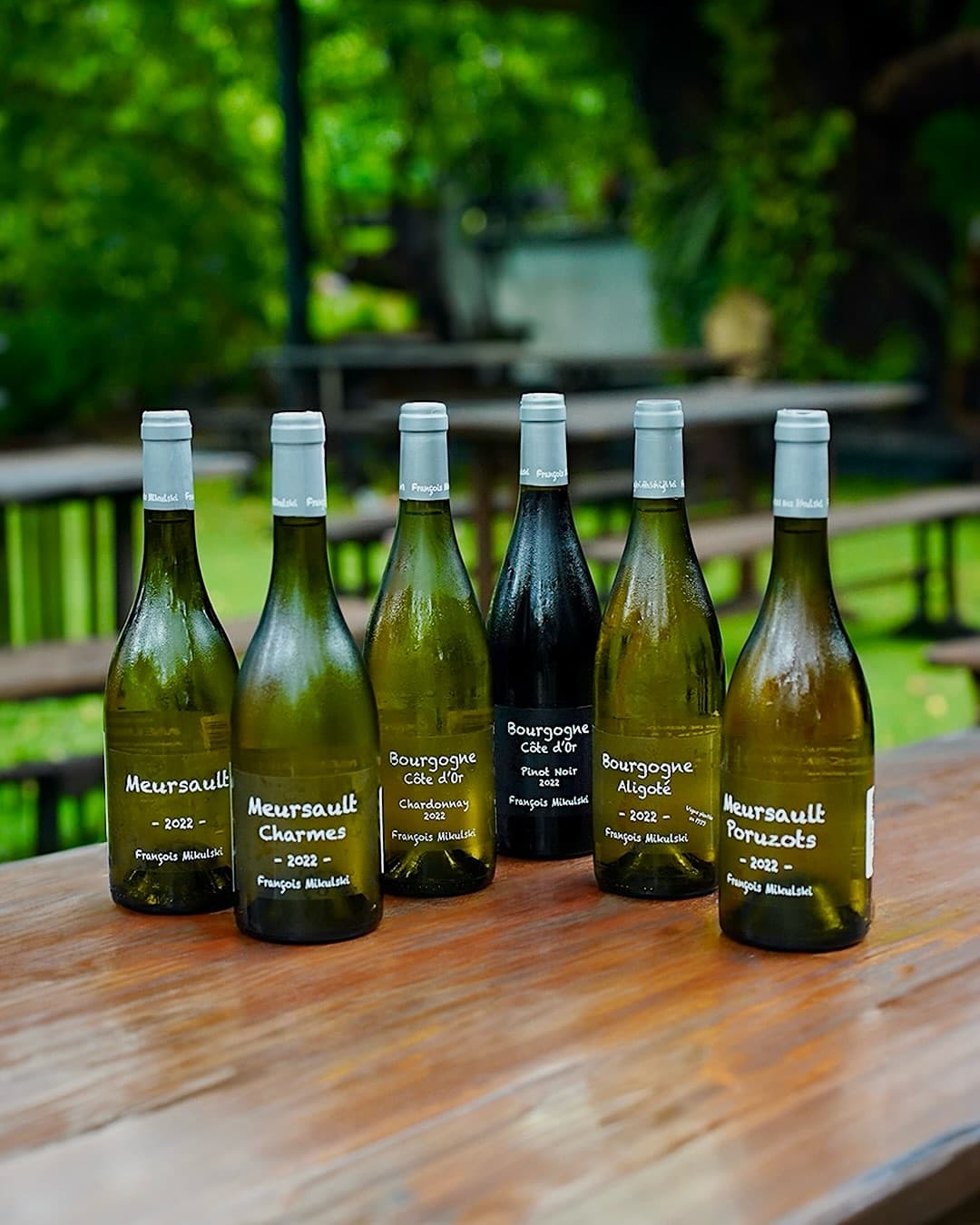 Jangan cuma liat fotonya! Spot nongkrong 'Little Bali' di Jakarta ini, mending baca dulu deh sebelum reservasi. 7