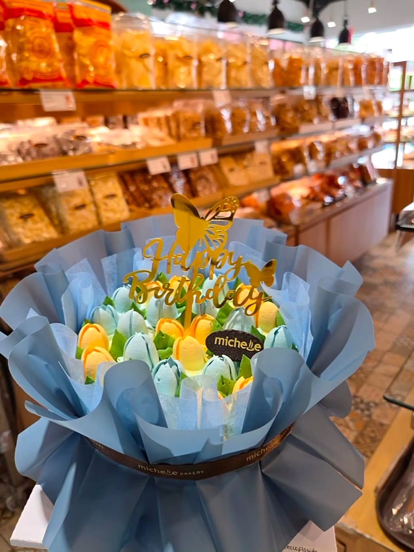 From Lokal pastries to Korean cakes, this Cibubur bakery is just Anjay