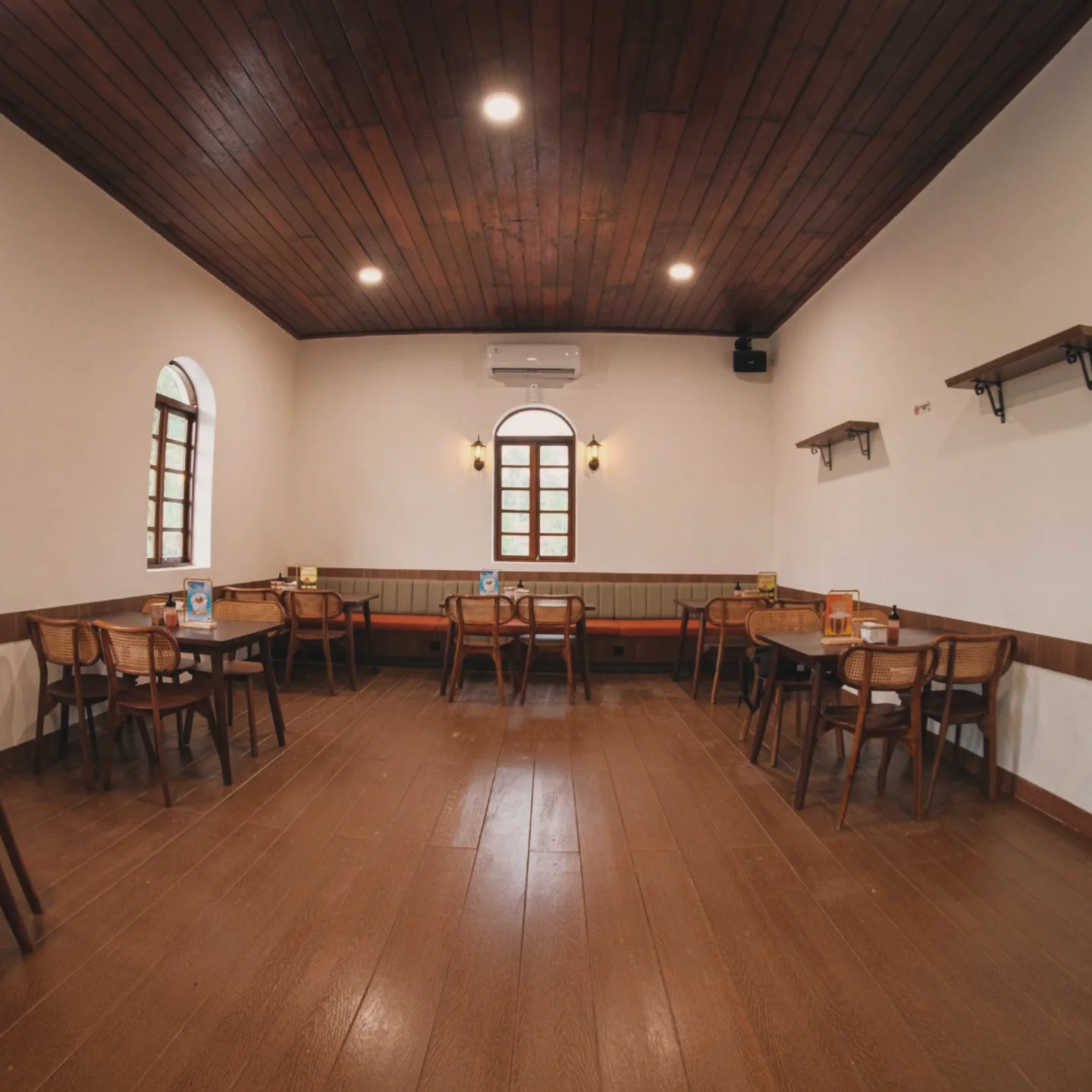 KFC平替？錯了，三寶壟這家本土炸雞直接把大哥幹趴下！ 3