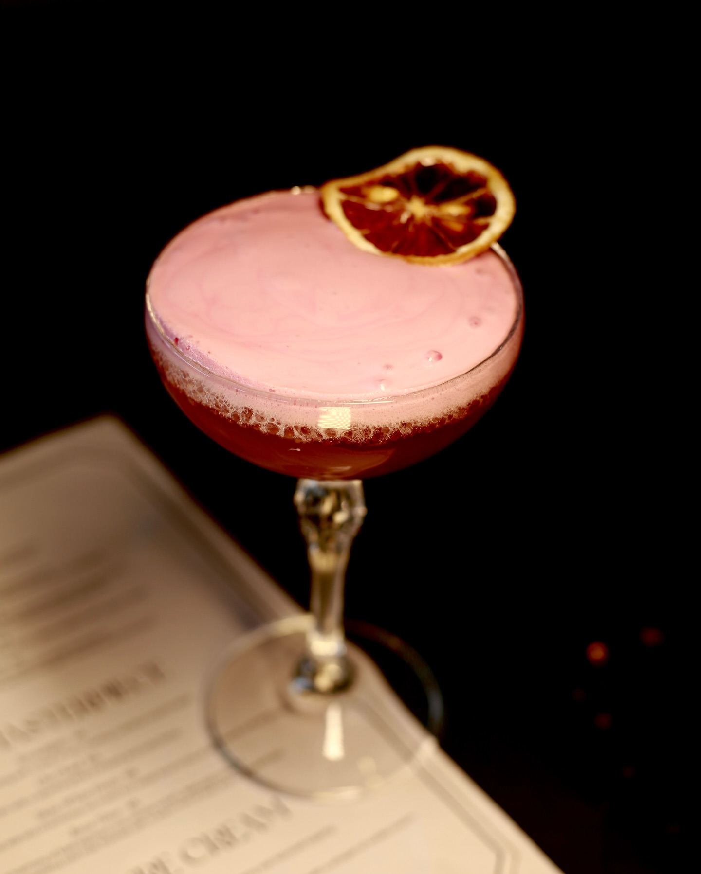 Wih, Banjarmasin ada juga Fine Dining sekelas ini? Kirain lagi di Jakarta 7