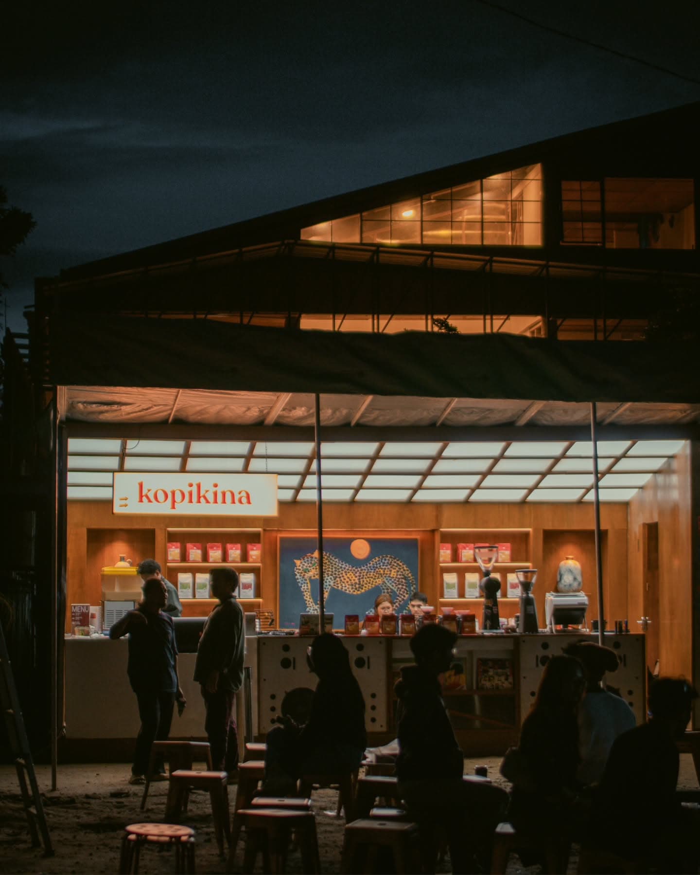 致所有咖啡老饕：雅加达这家店，是天堂也是“毒气室” 3