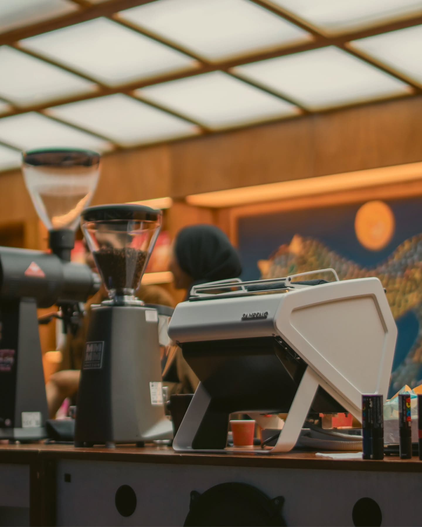 致所有咖啡老饕：雅加达这家店，是天堂也是“毒气室” 4