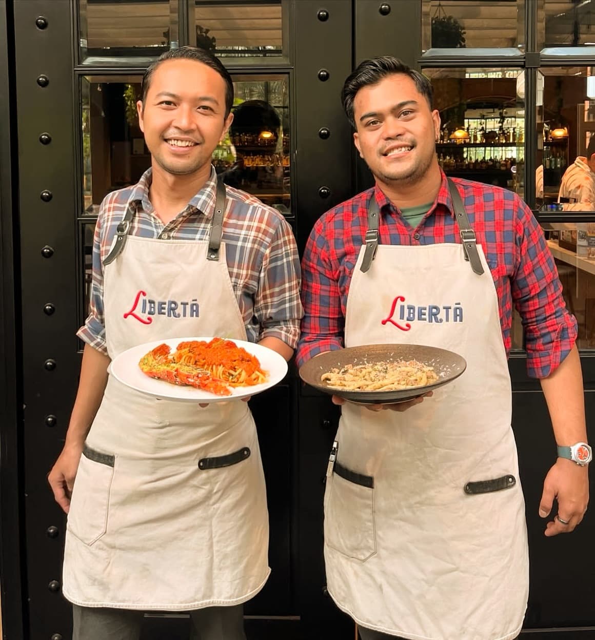 Rating Google 4.6, tapi menurut gue ini bukan makanan Italia. Anjay, ntar gue digebukin gak ya? 😂 6