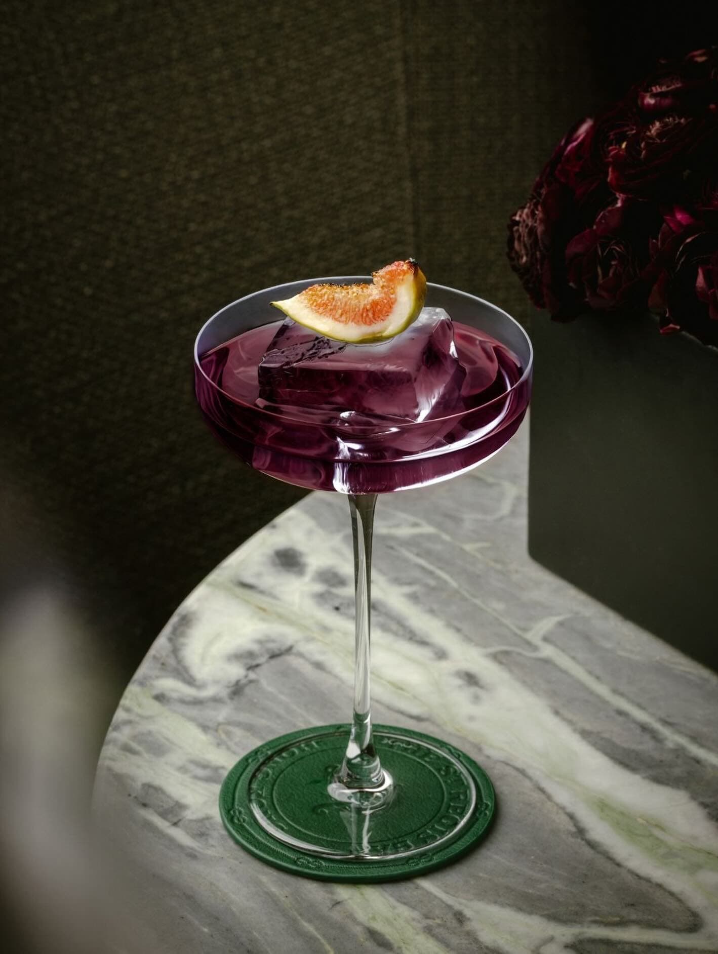 Nongkrong di St. Regis Bar Jakarta: Setengahnya Anjay Mantap, Setengahnya Lagi Bikin Ngomel. 2