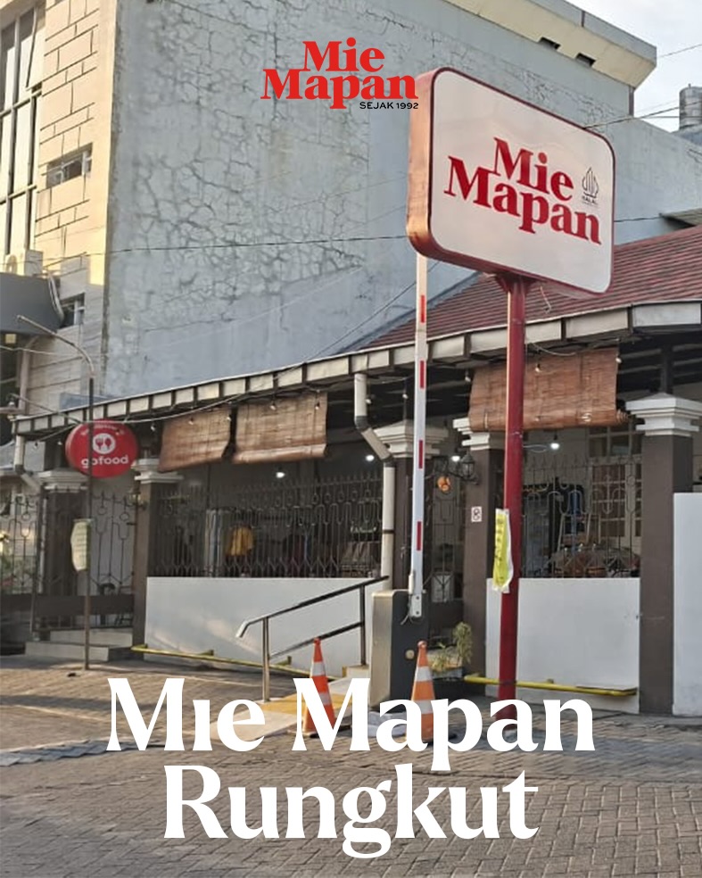 Who says all mall Bakmi tastes the same? This Lokal Surabaya legend will school you 4