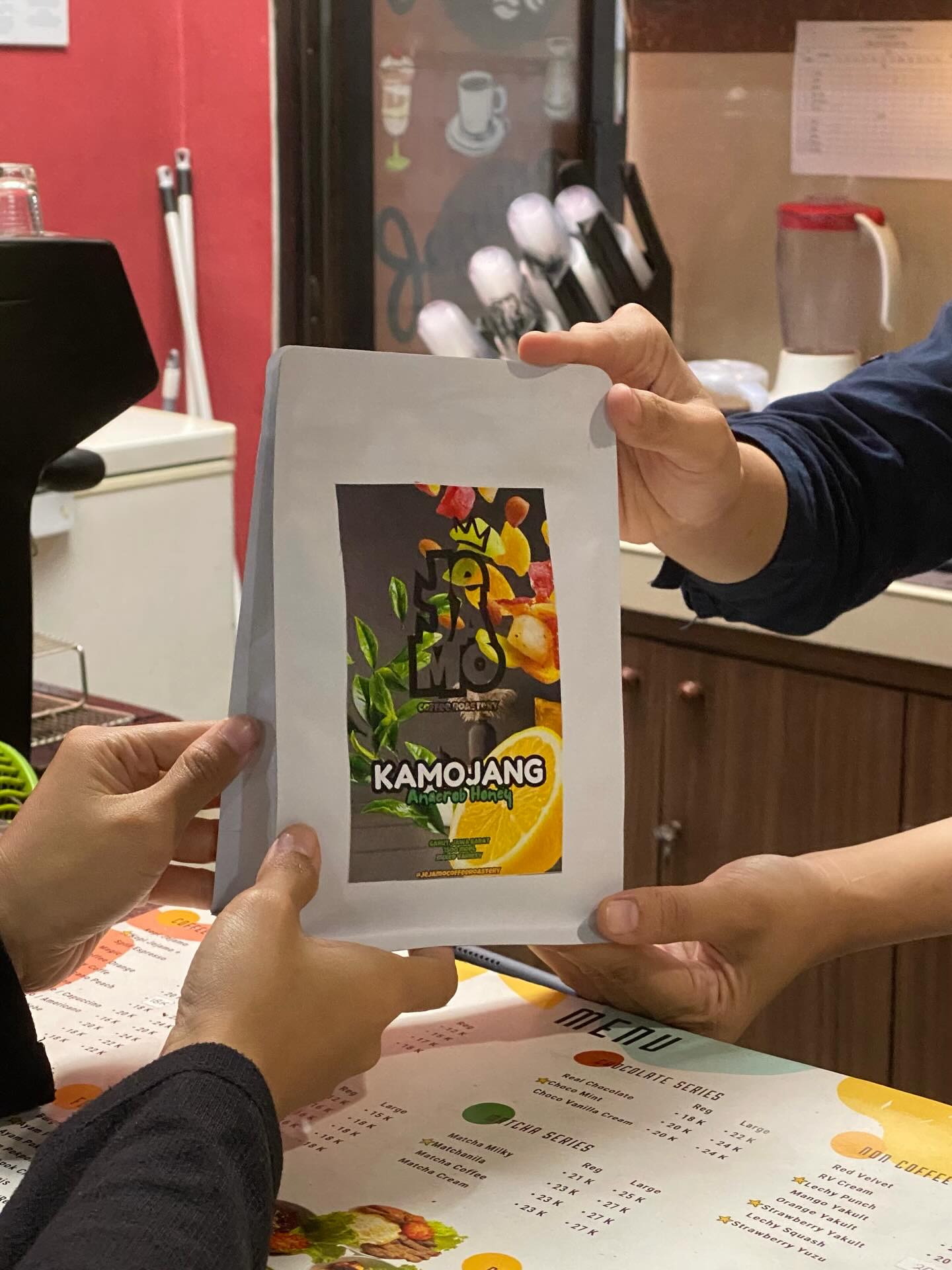 Forget Downtown! This Suburban Gem in Lampung is the True Coffee Paradise. 2