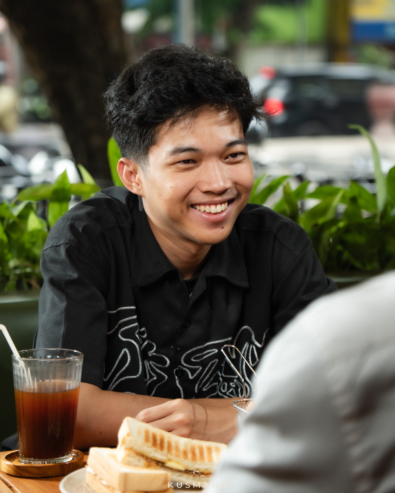 Anjay, tempat Mantap rating 4.8 di Palembang, hampir gue batalin gara-gara parkiran doang? 4