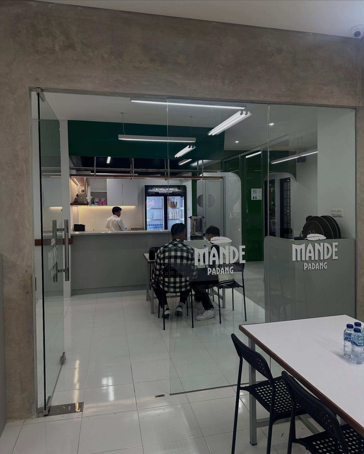 所有在雅加达的“巴东胃”请注意，你们的食堂要来了！ 2