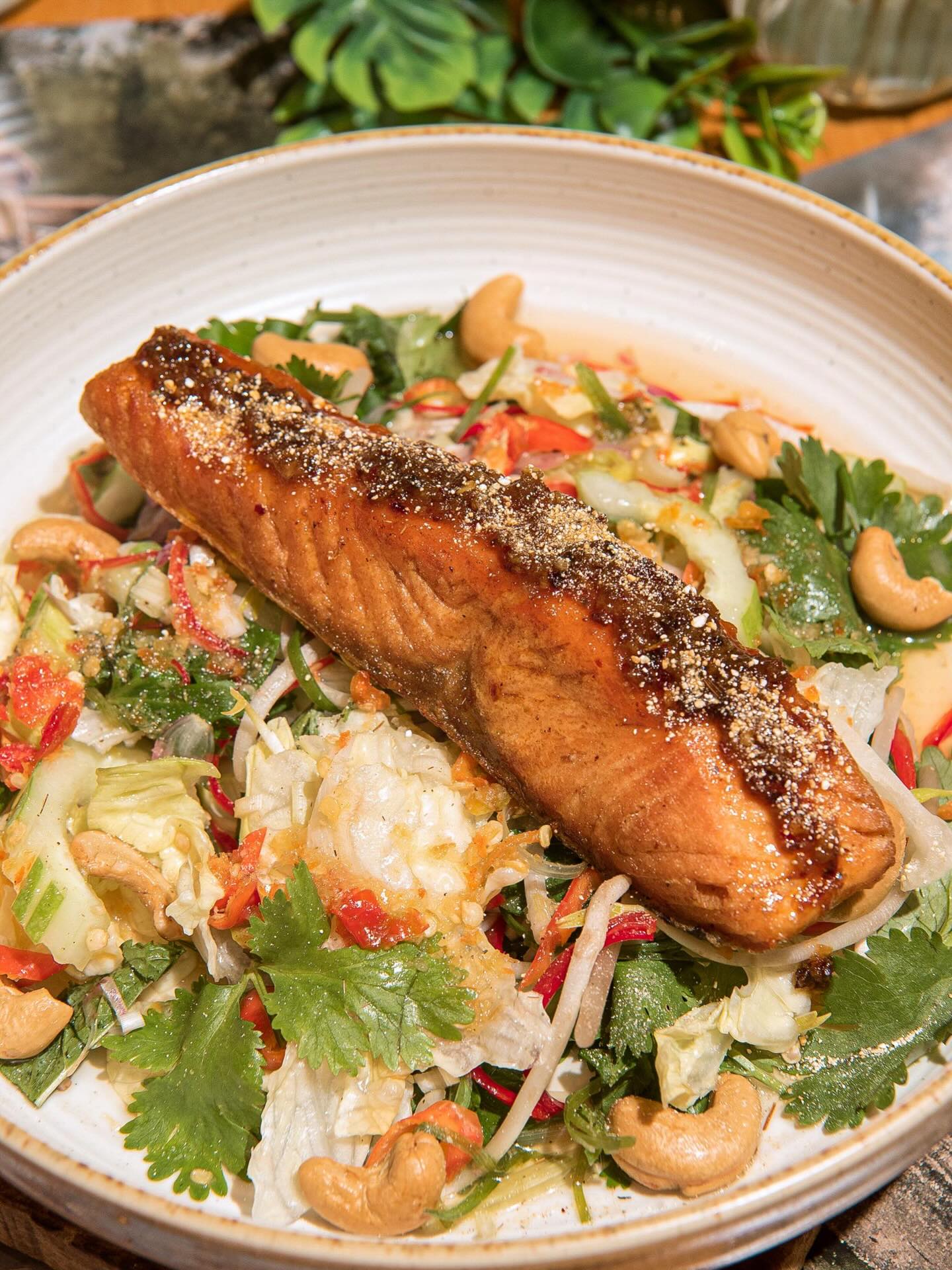 以为是商场快餐，结果是 Fine Dining 氛围组？坦格朗这家泰餐有点东西 5