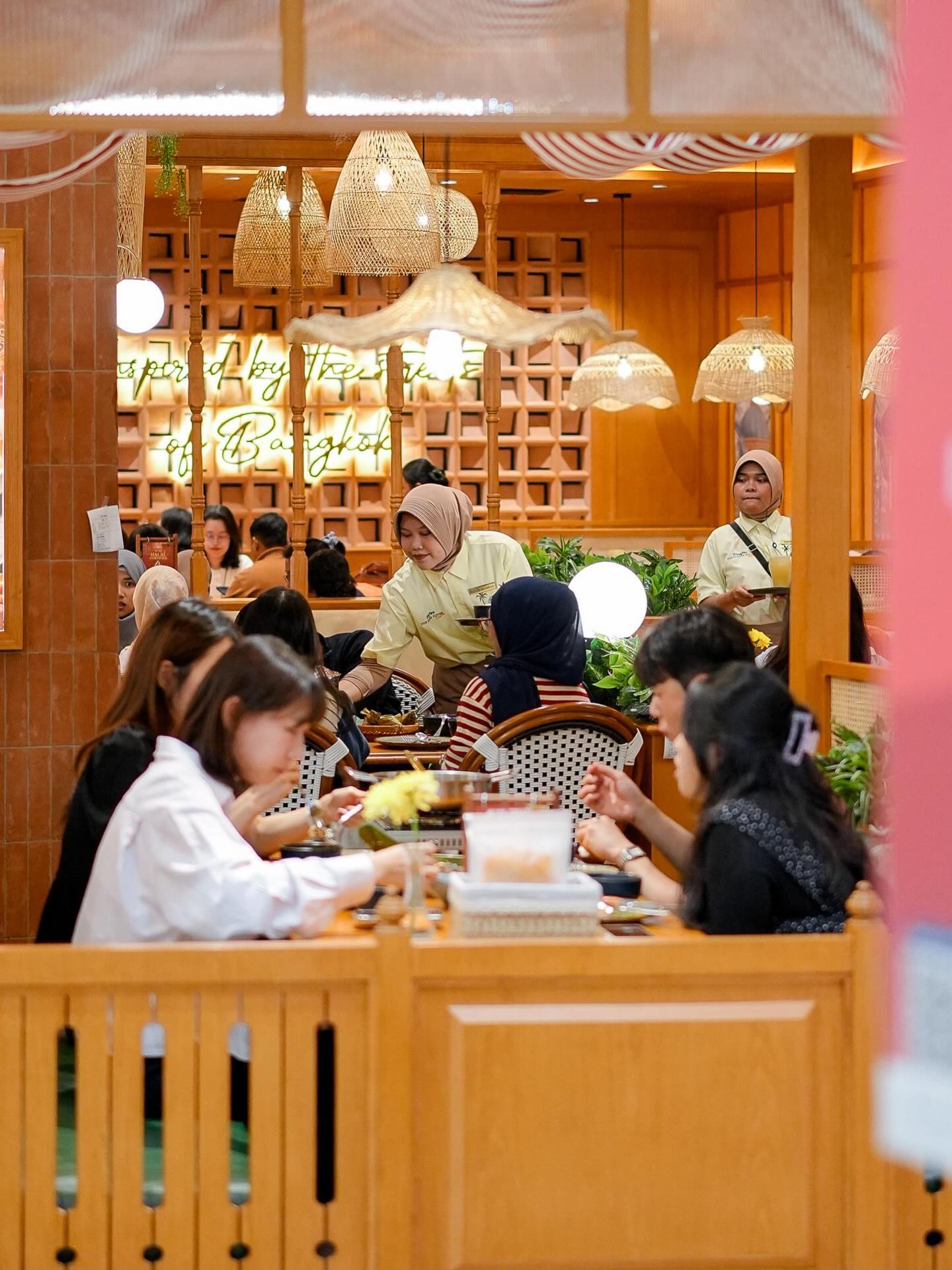 以为是商场快餐，结果是 Fine Dining 氛围组？坦格朗这家泰餐有点东西 2