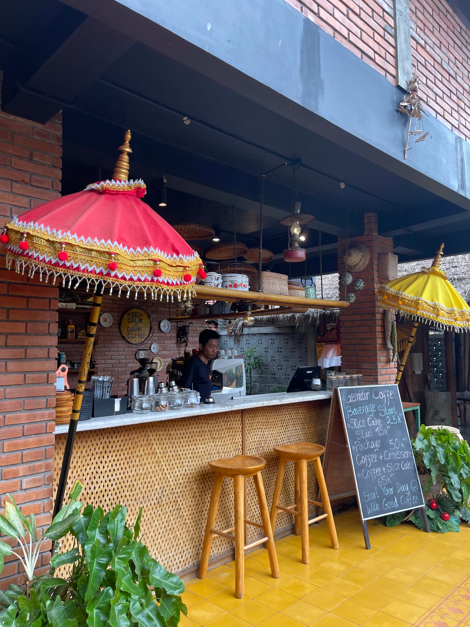 Bale Udang Mang Engking Kuta 4