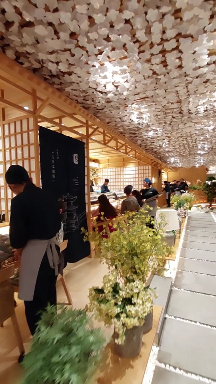 Sushi Hiro Beachwalk Bali 5