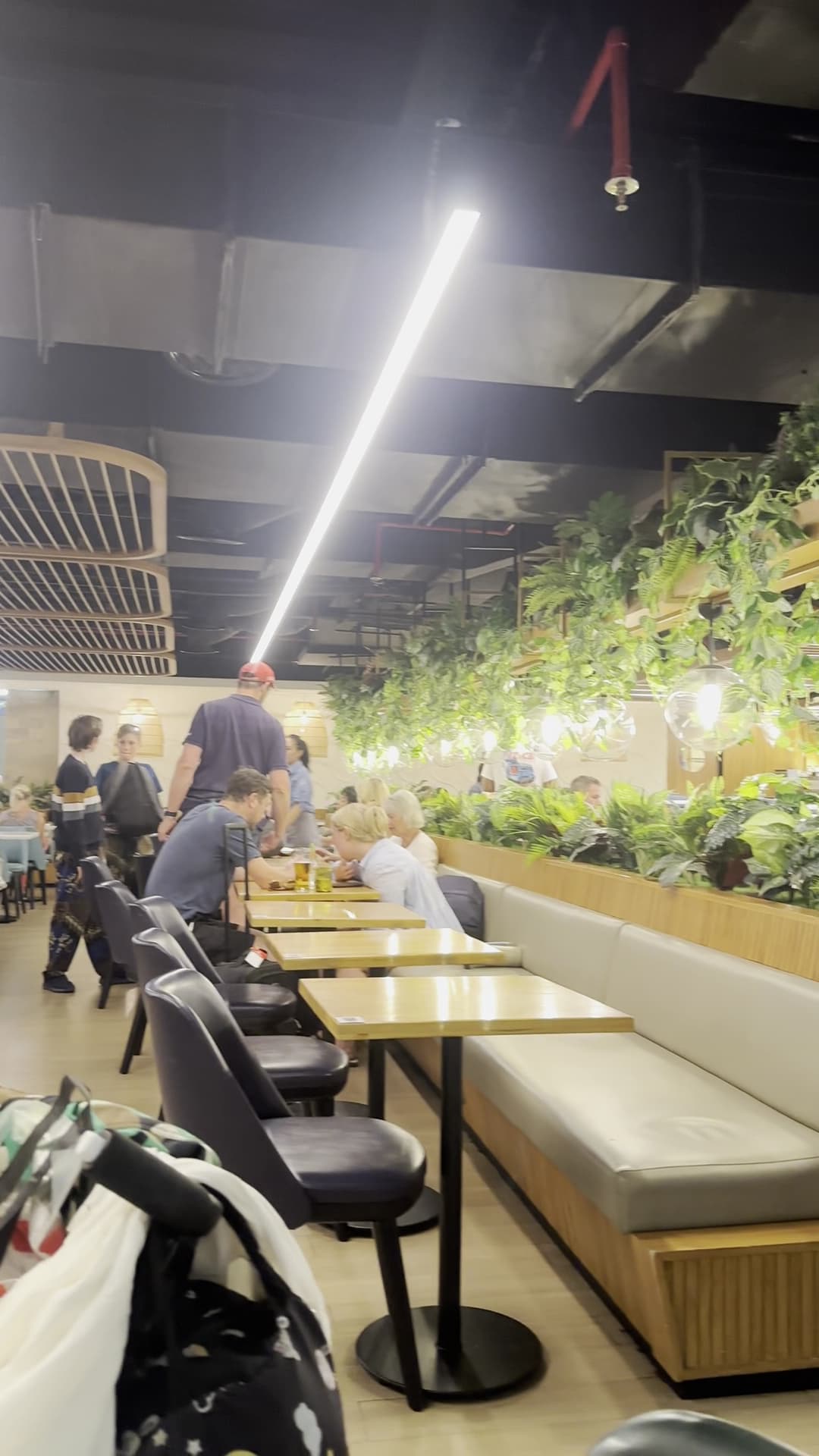 Wolfgang Puck Kitchen + Bar 2