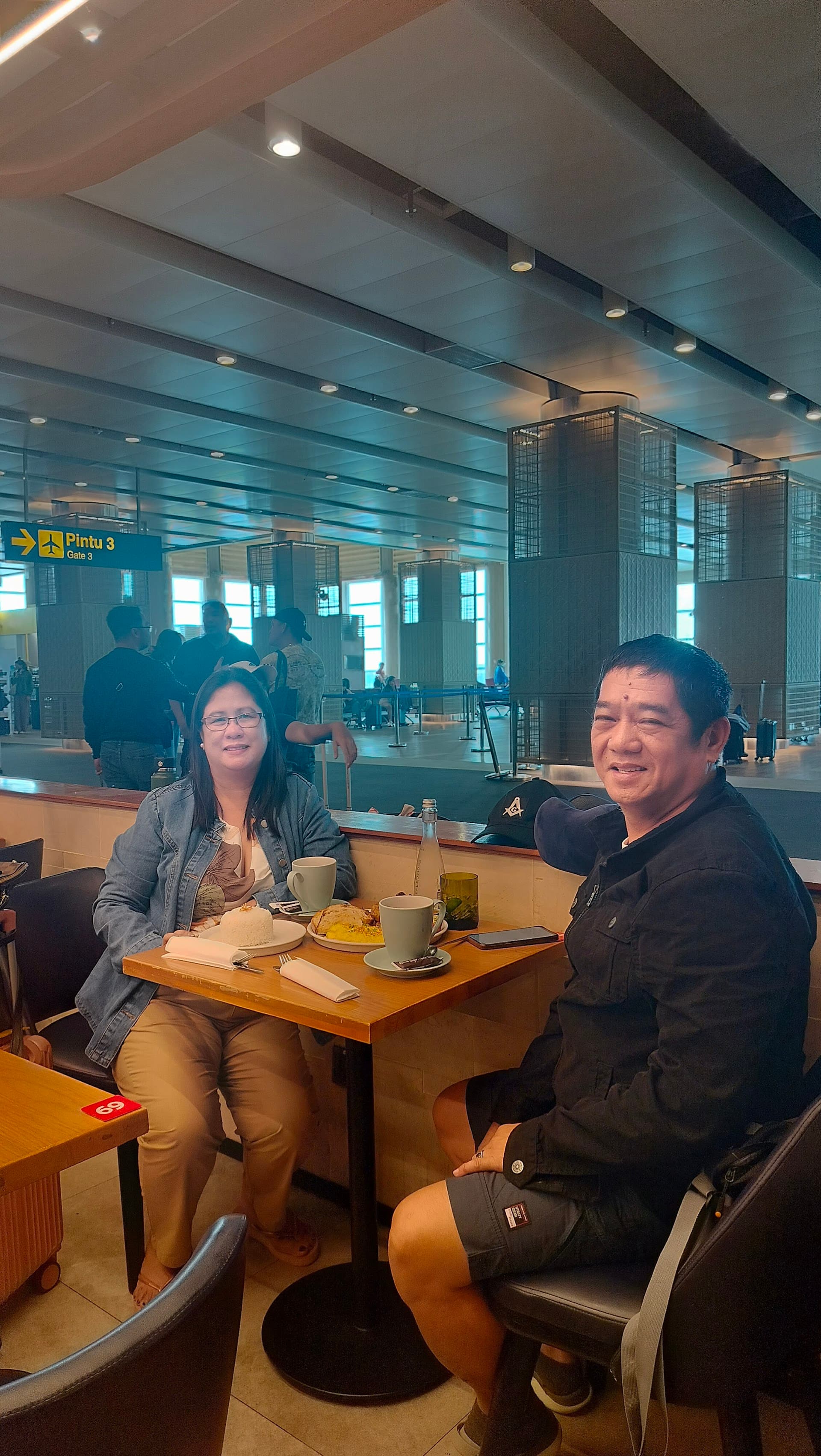 Wolfgang Puck Kitchen + Bar 3