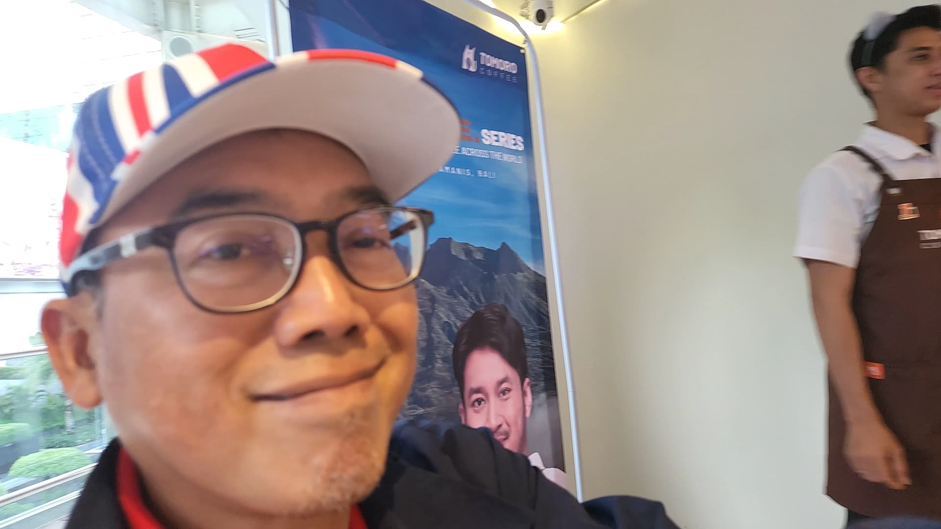 TOMORO COFFEE - Halte Bundaran HI 3