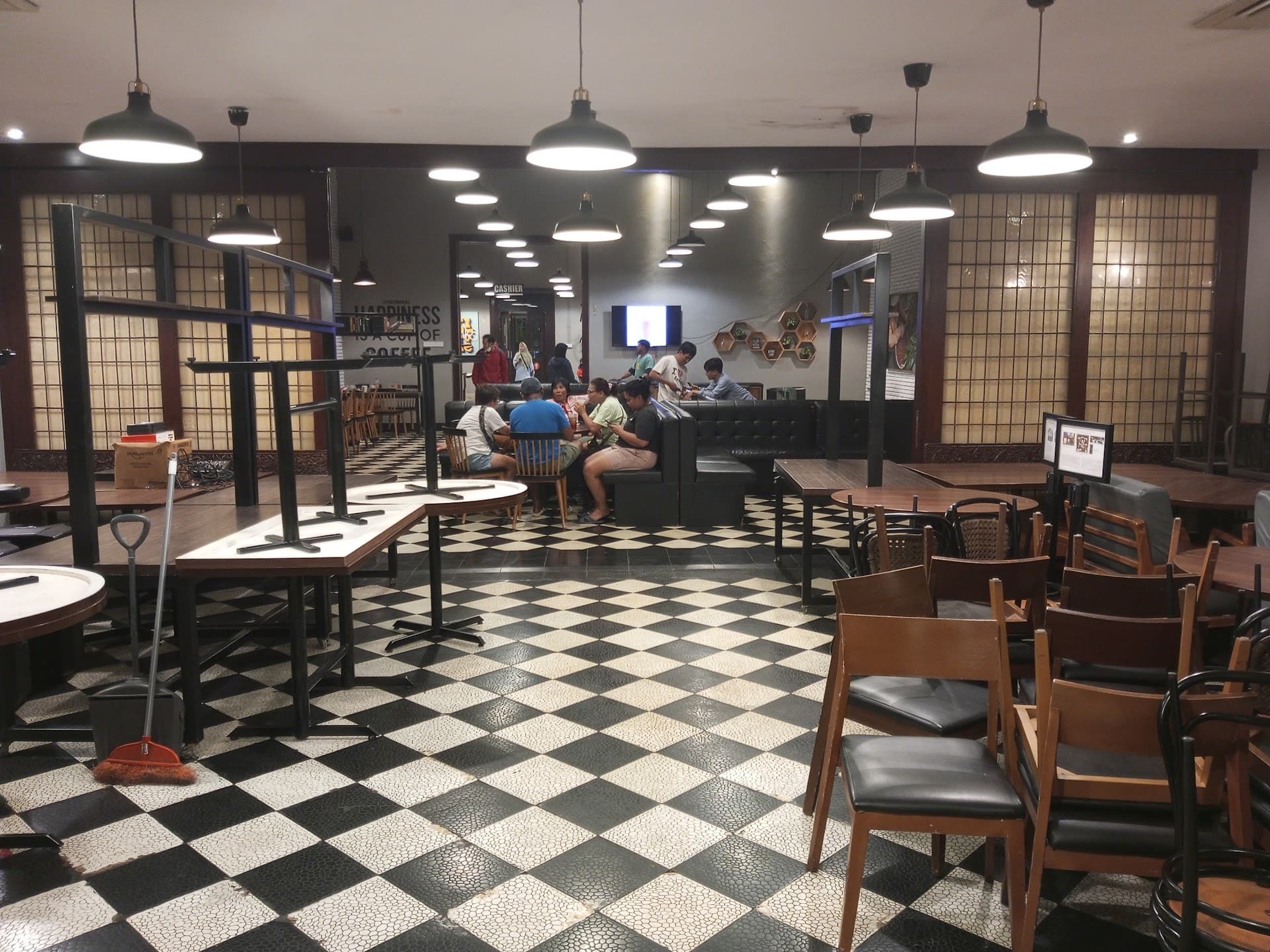 Upnormal Coffee Roasters Raden Saleh 5