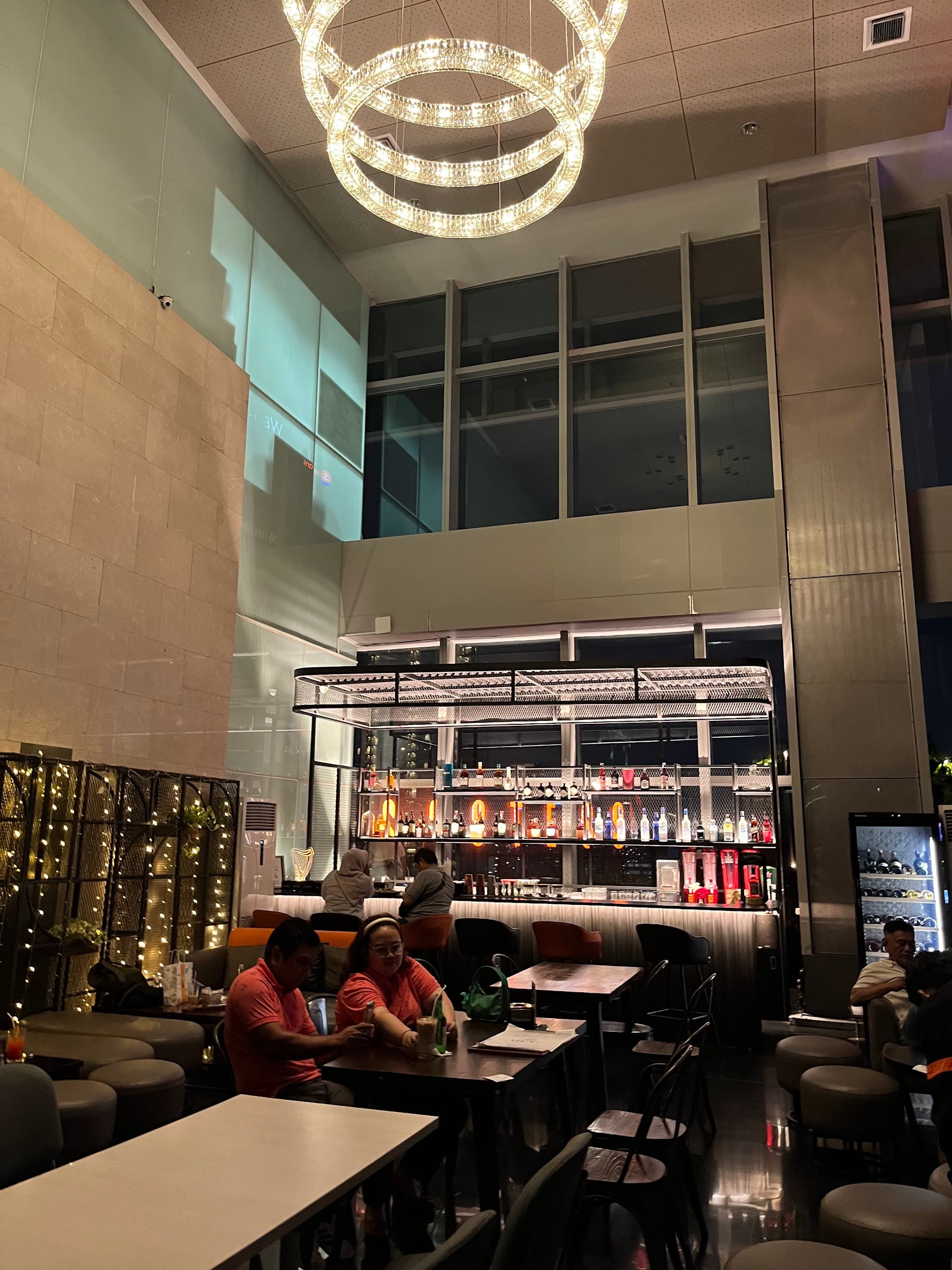 COSTESS Cafe & Bar 3