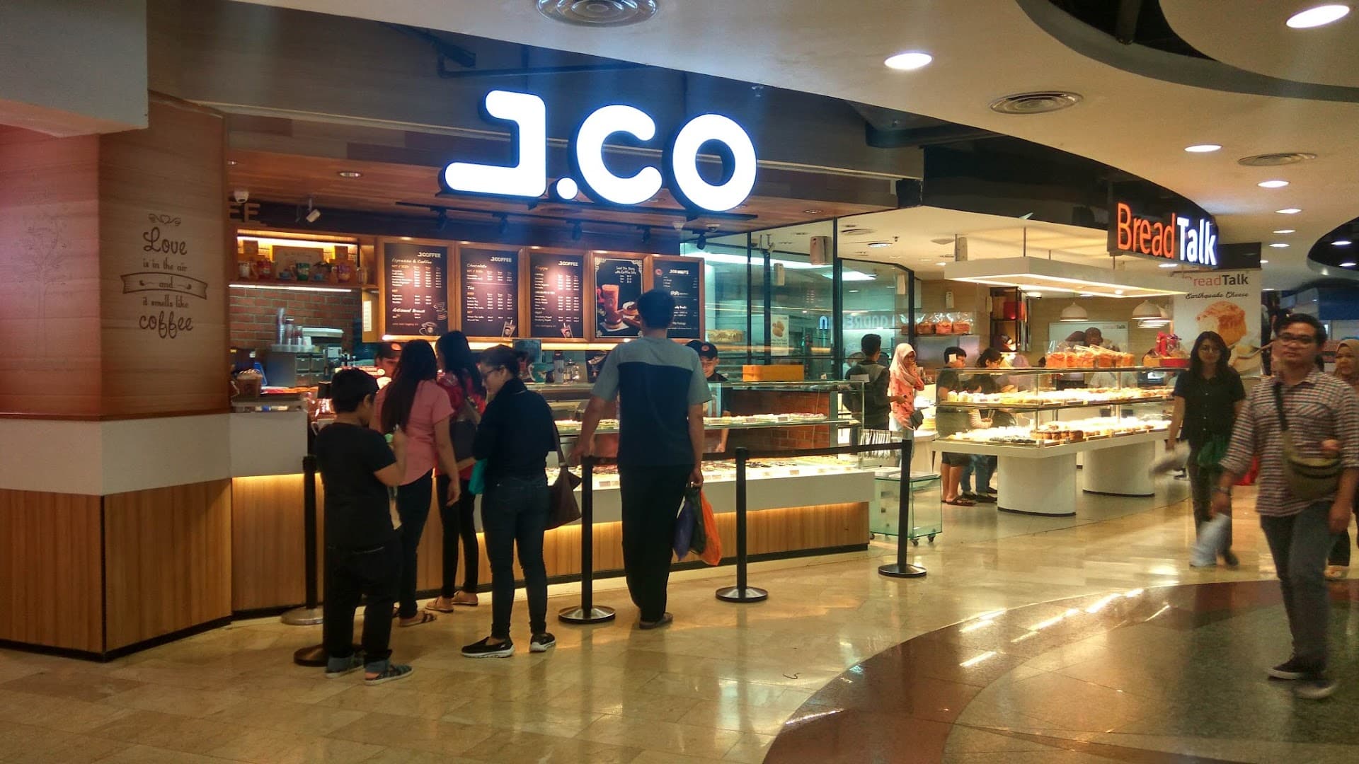 Burger King - Tunjungan Plaza 3 1