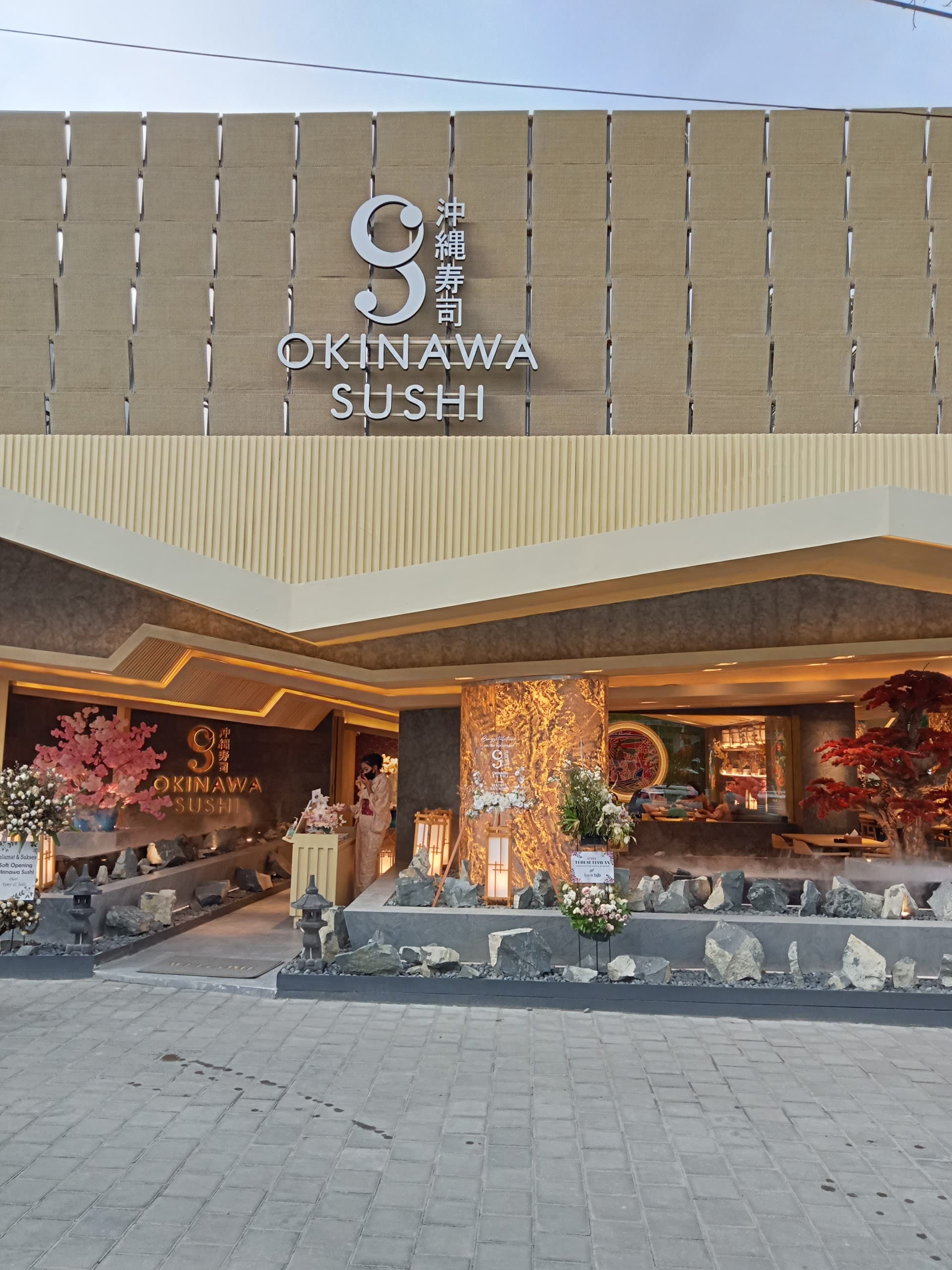 OKINAWA SUSHI • Bandung Riau 1